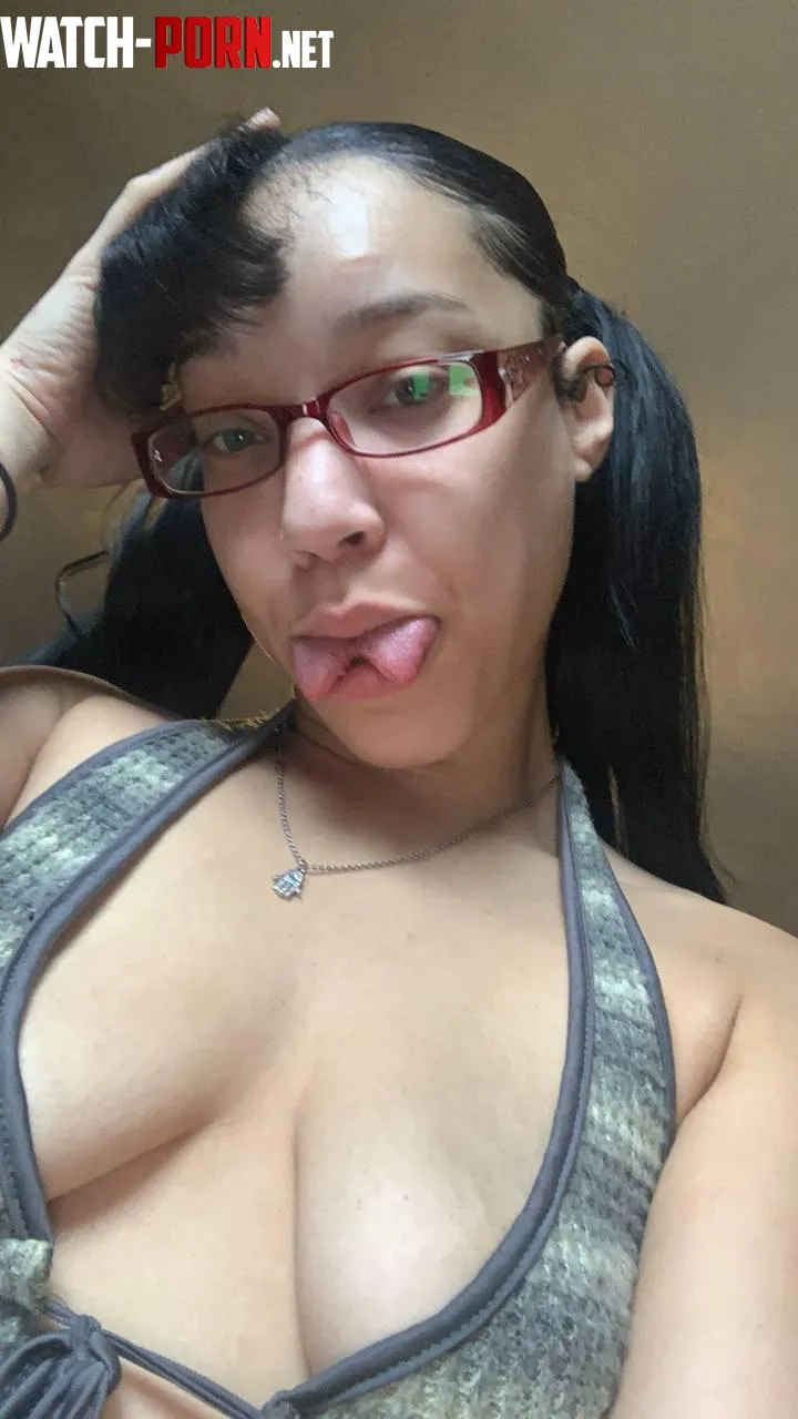 I want you to touch me until I scream your name. by delphiraexo