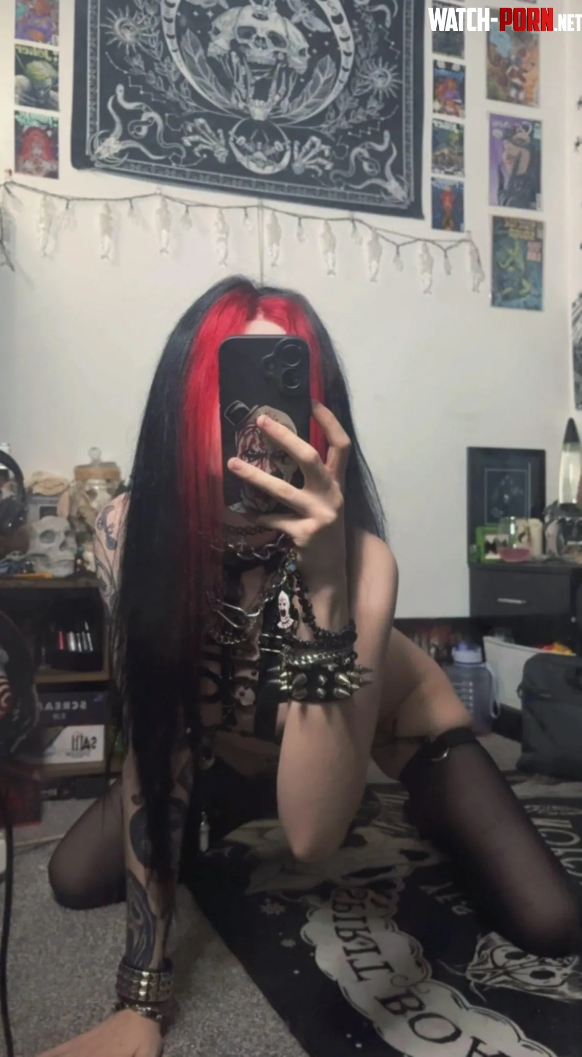 Your new scene gf (non-negotiable) by LivingDeadGothh