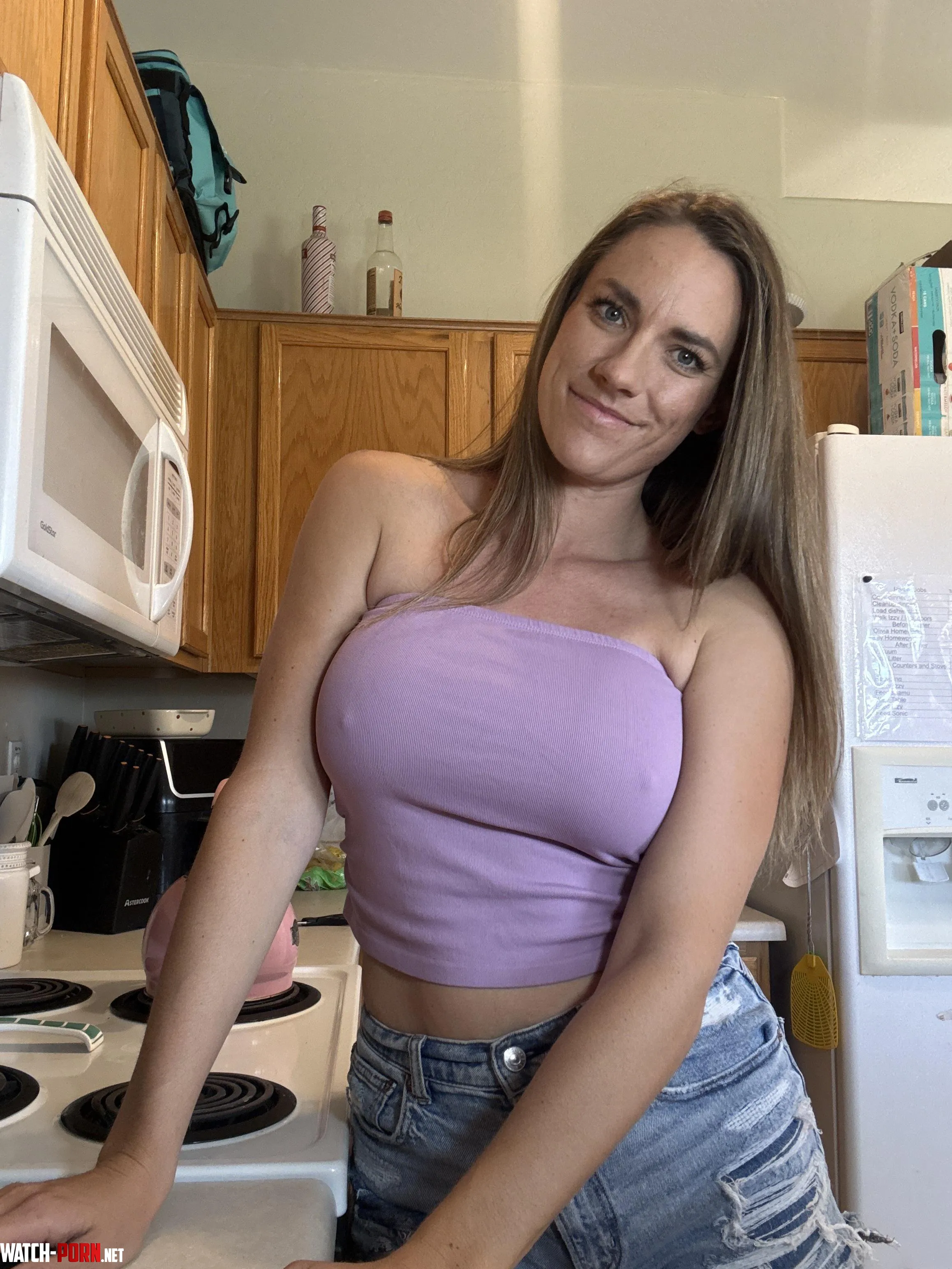 Hard at work in the kitchen by siennajuneofficial