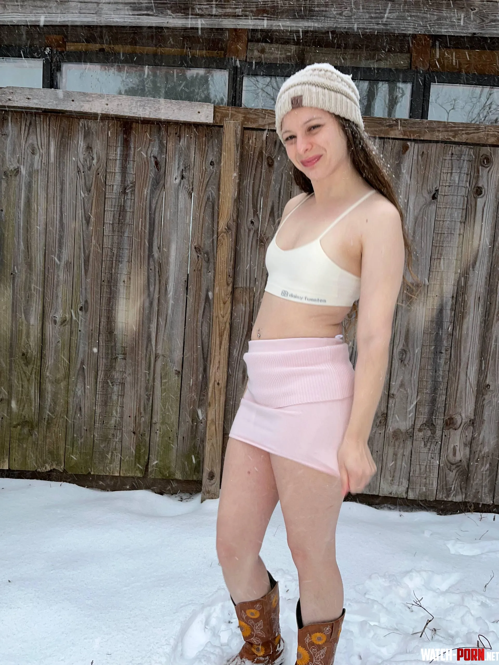 I have a secret, but I'll only tell you when we meet by daisyduffybabyxo