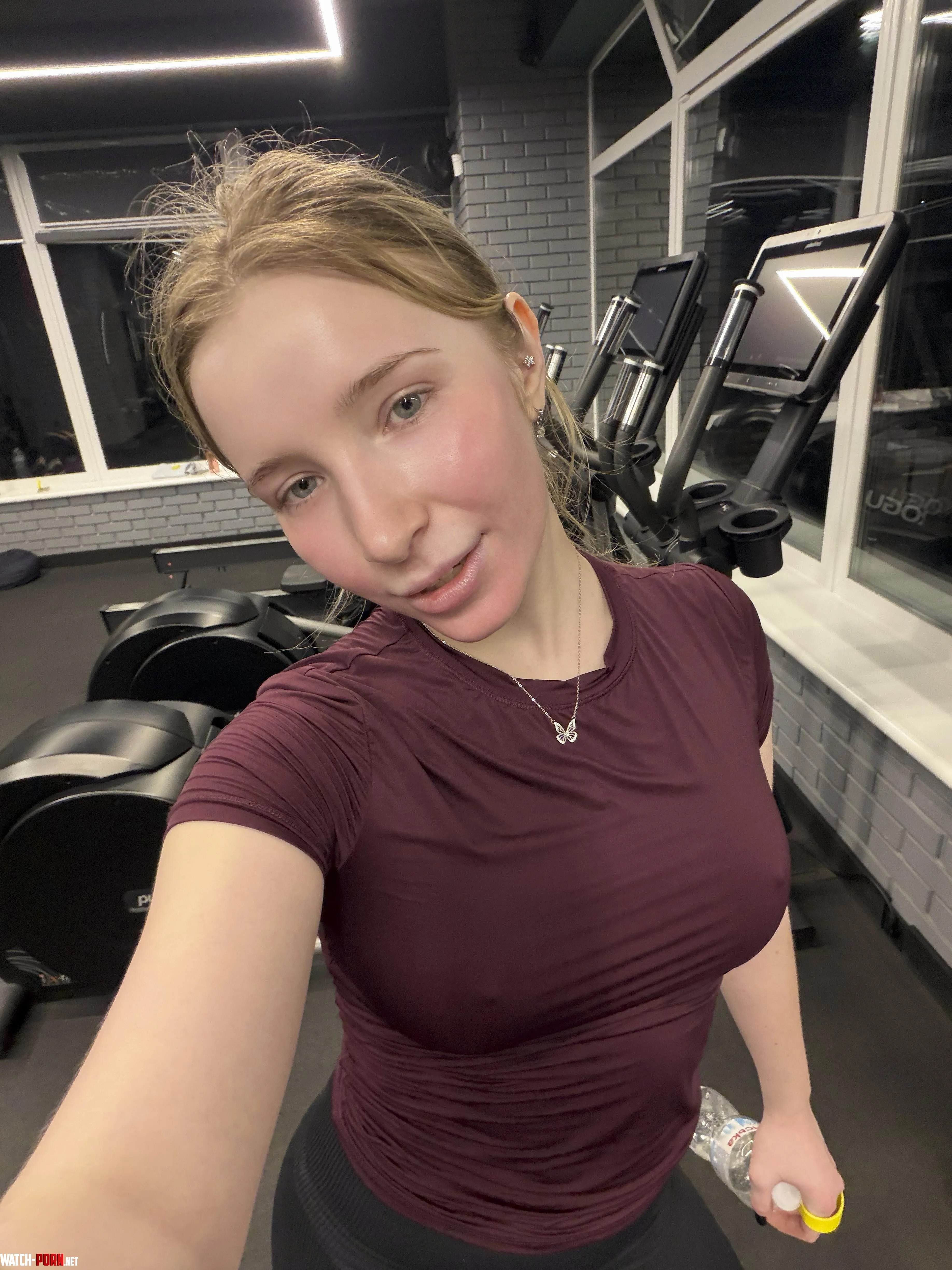 Sweaty but still cute? 🥵 by sniftypie