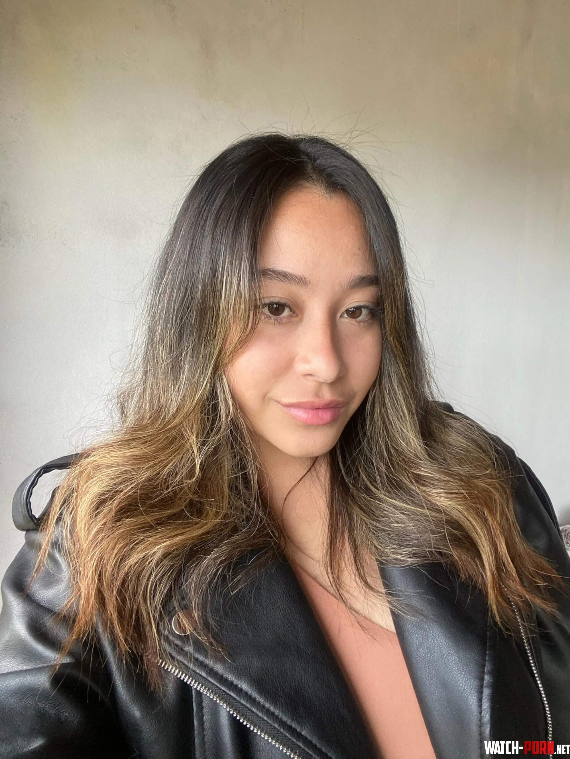 quick selfieee by SuspiciousSweetiee