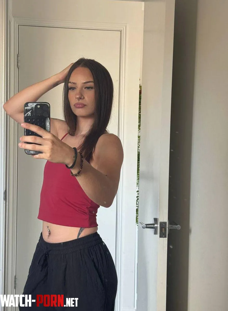 crop top energy by Polkakitten