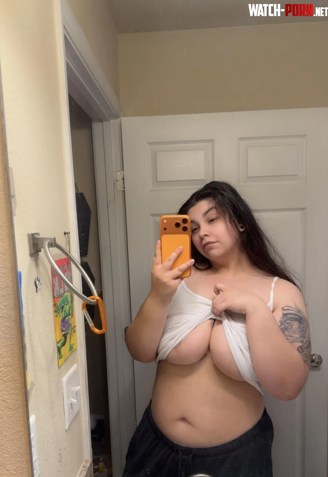 Bored, wanna talk? by TheVelvetVonBlacc