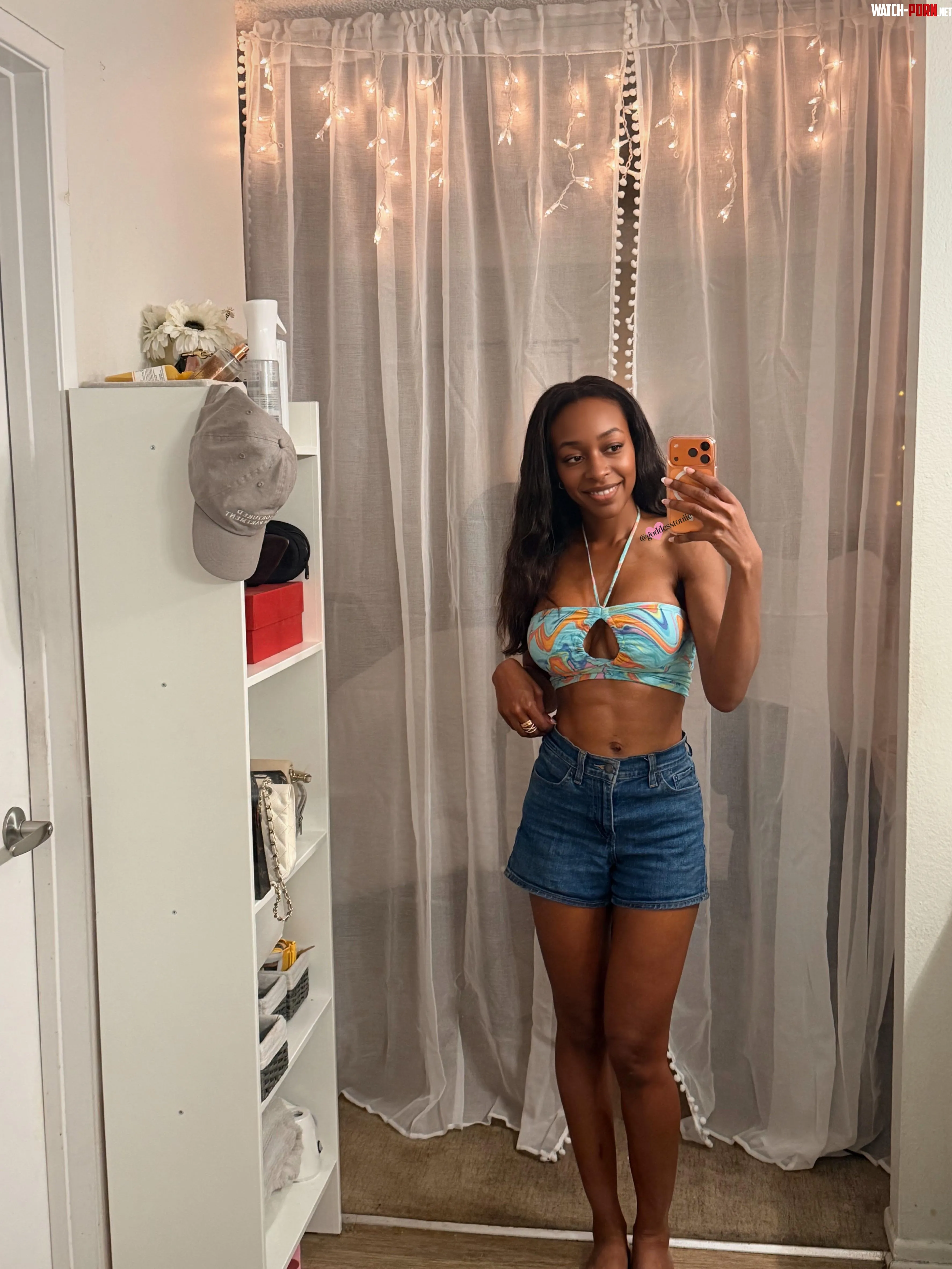 Black girl looking to have fun. by GoddessToniie