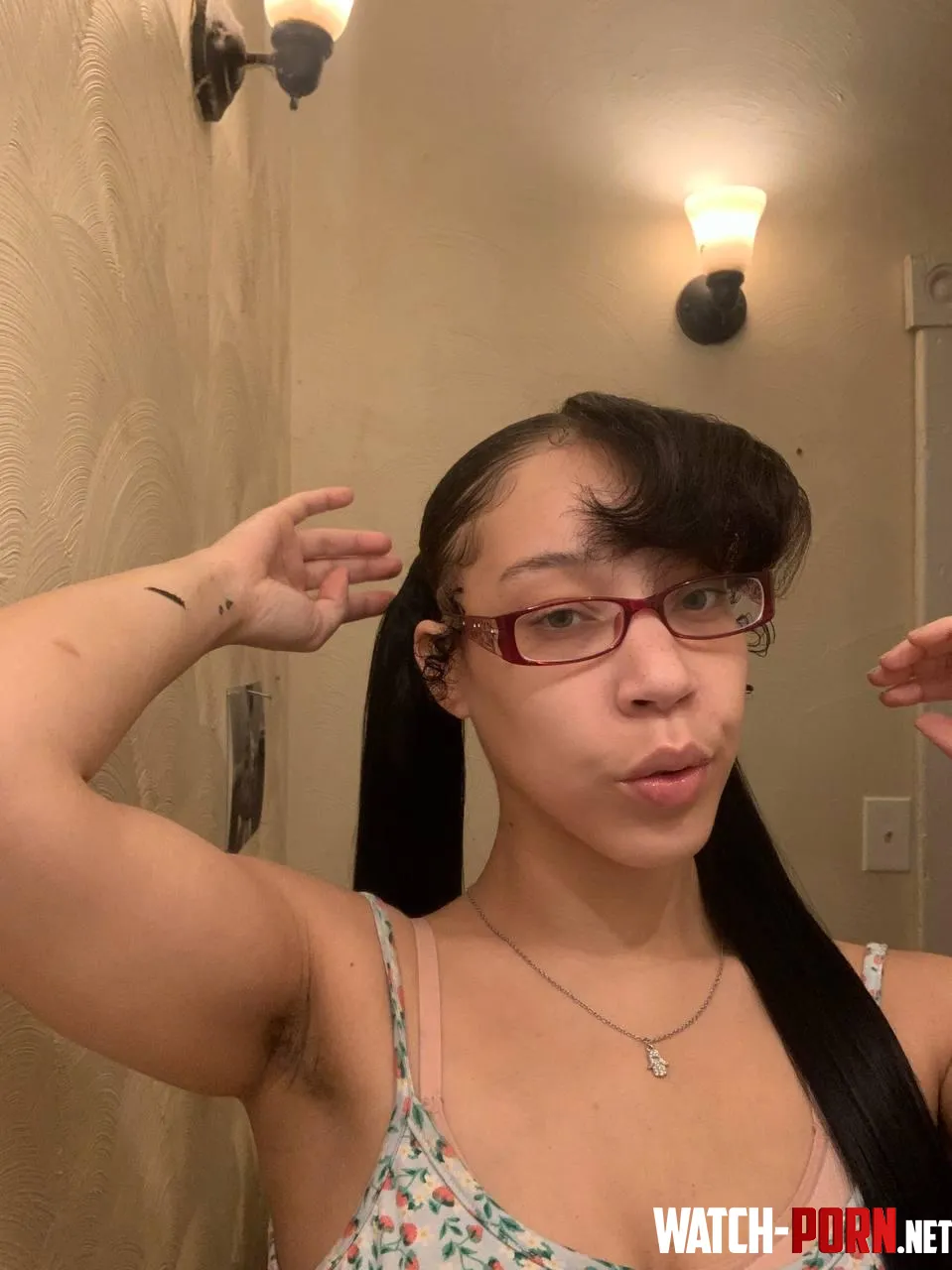 What are you staring at, just come give it to me by delphiraexo