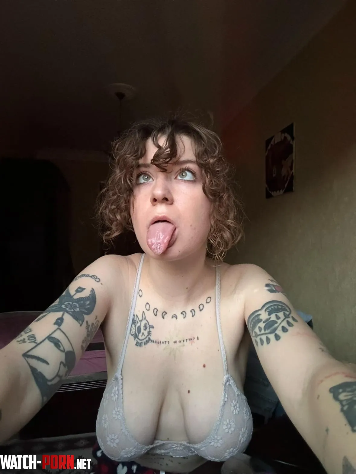 you see what you want to see ;) by feetyourlick