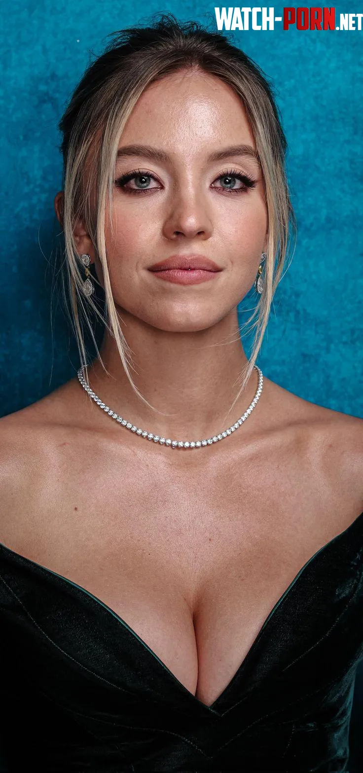 Sydney Sweeney by Celebs4lov6