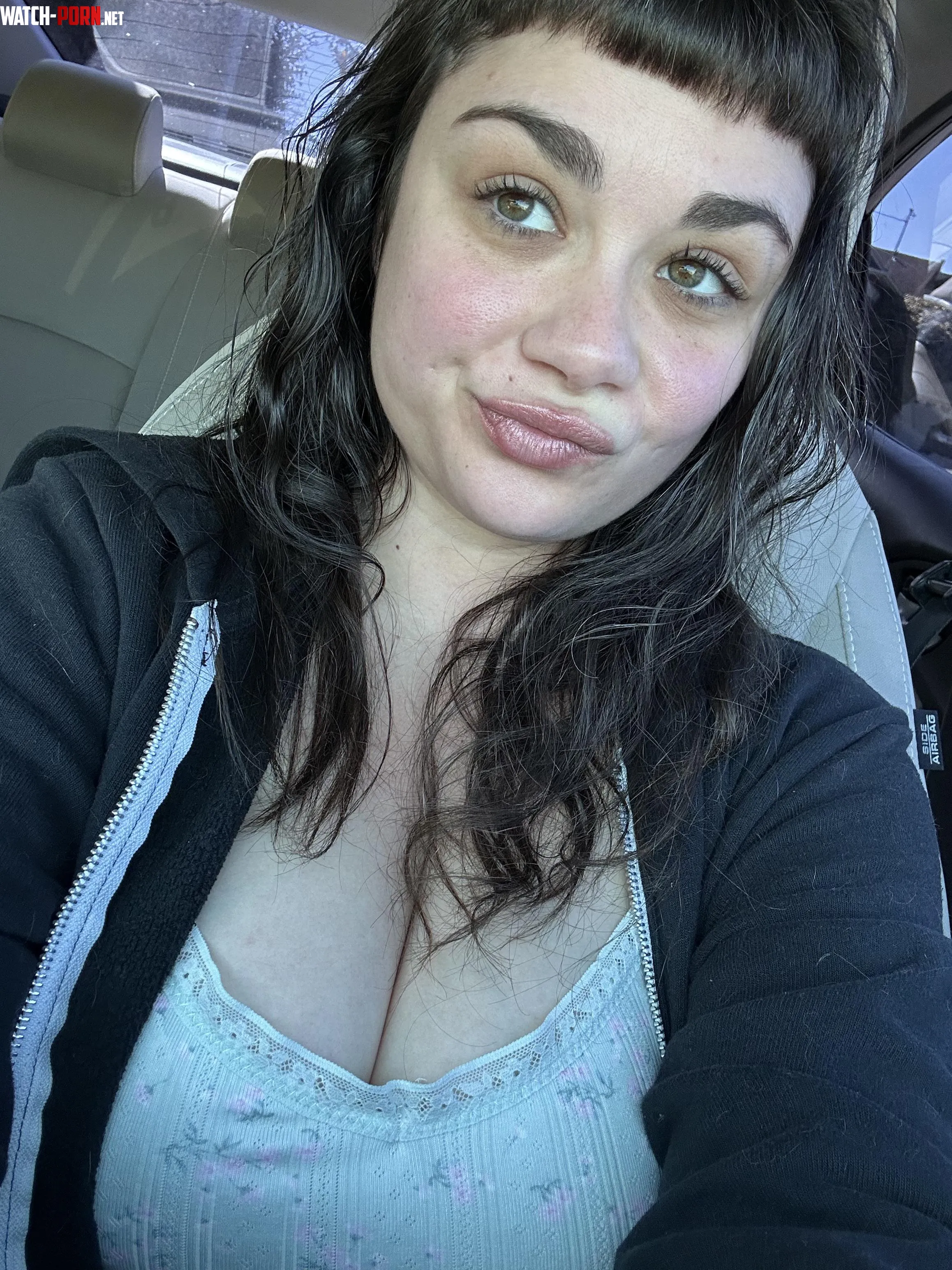 Am I fuckable even without makeup? by BigSlutTinyToes