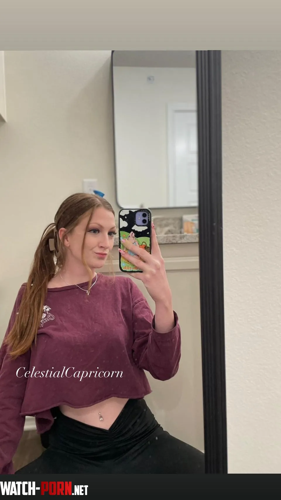 Fav yoga pants by Celestial_Capricorn