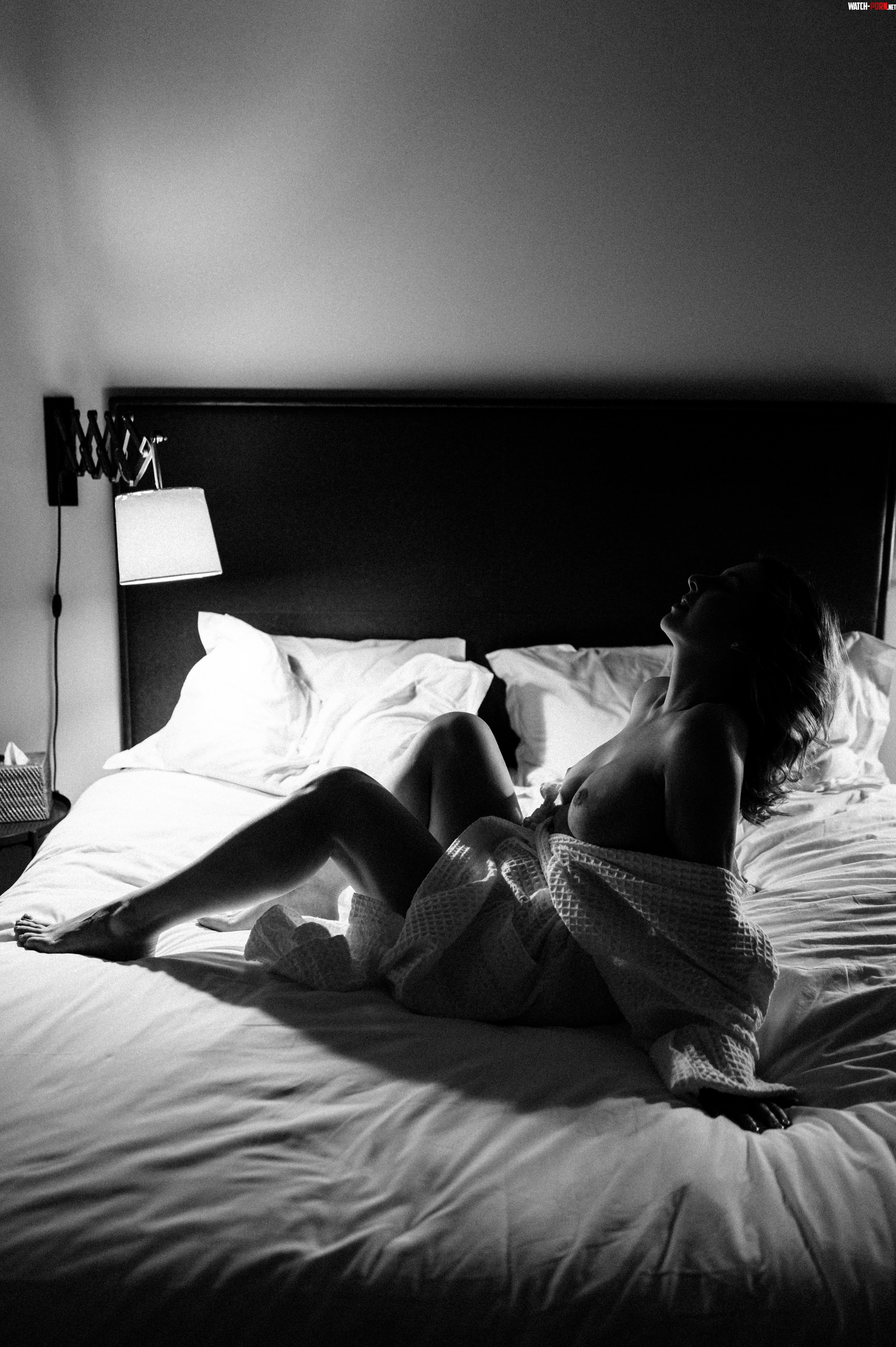 Feeling so sexy by TheVickeeMuse