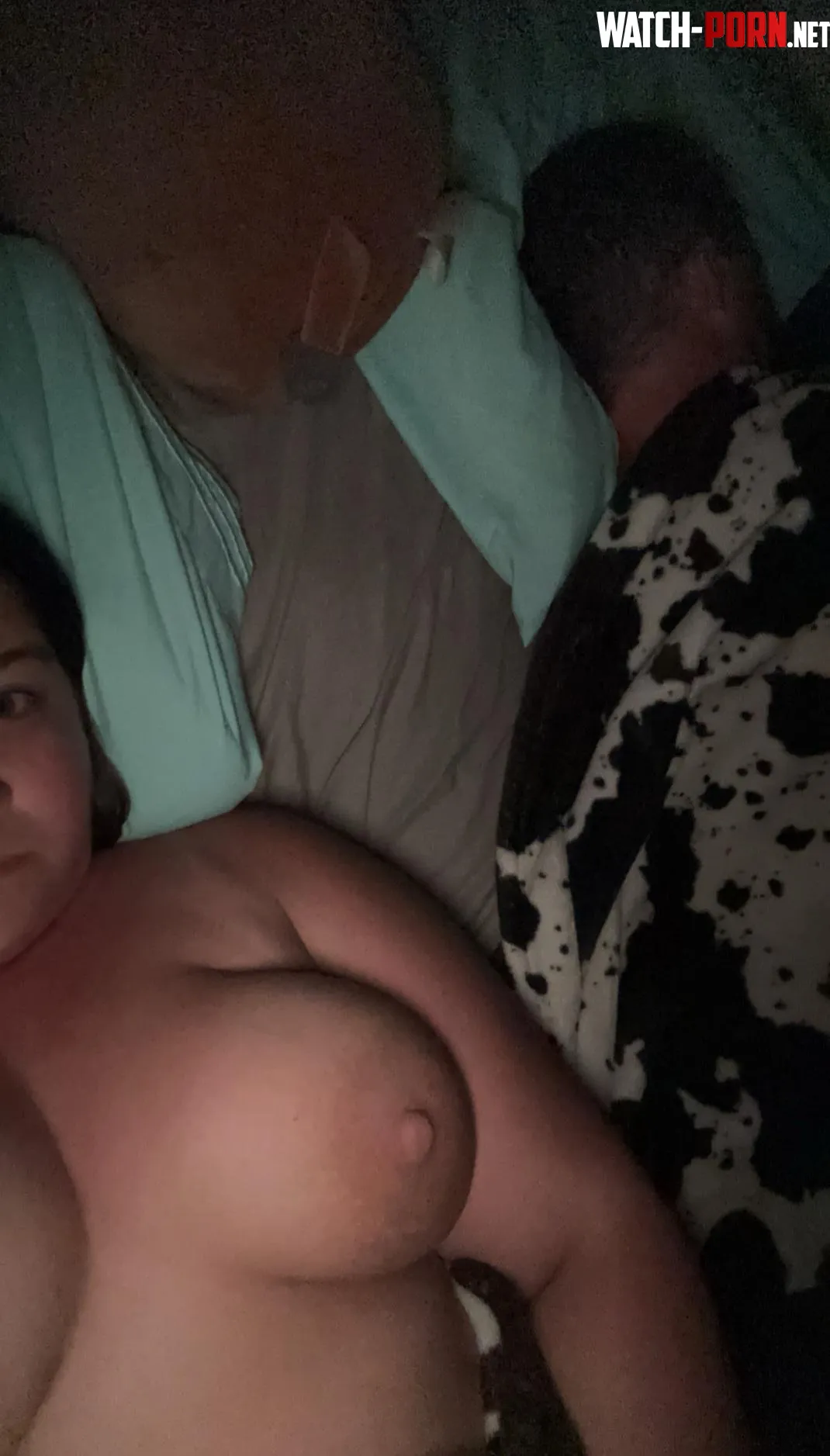 Laying by my husband, while I play and read your comments 😜 by bigtiity_