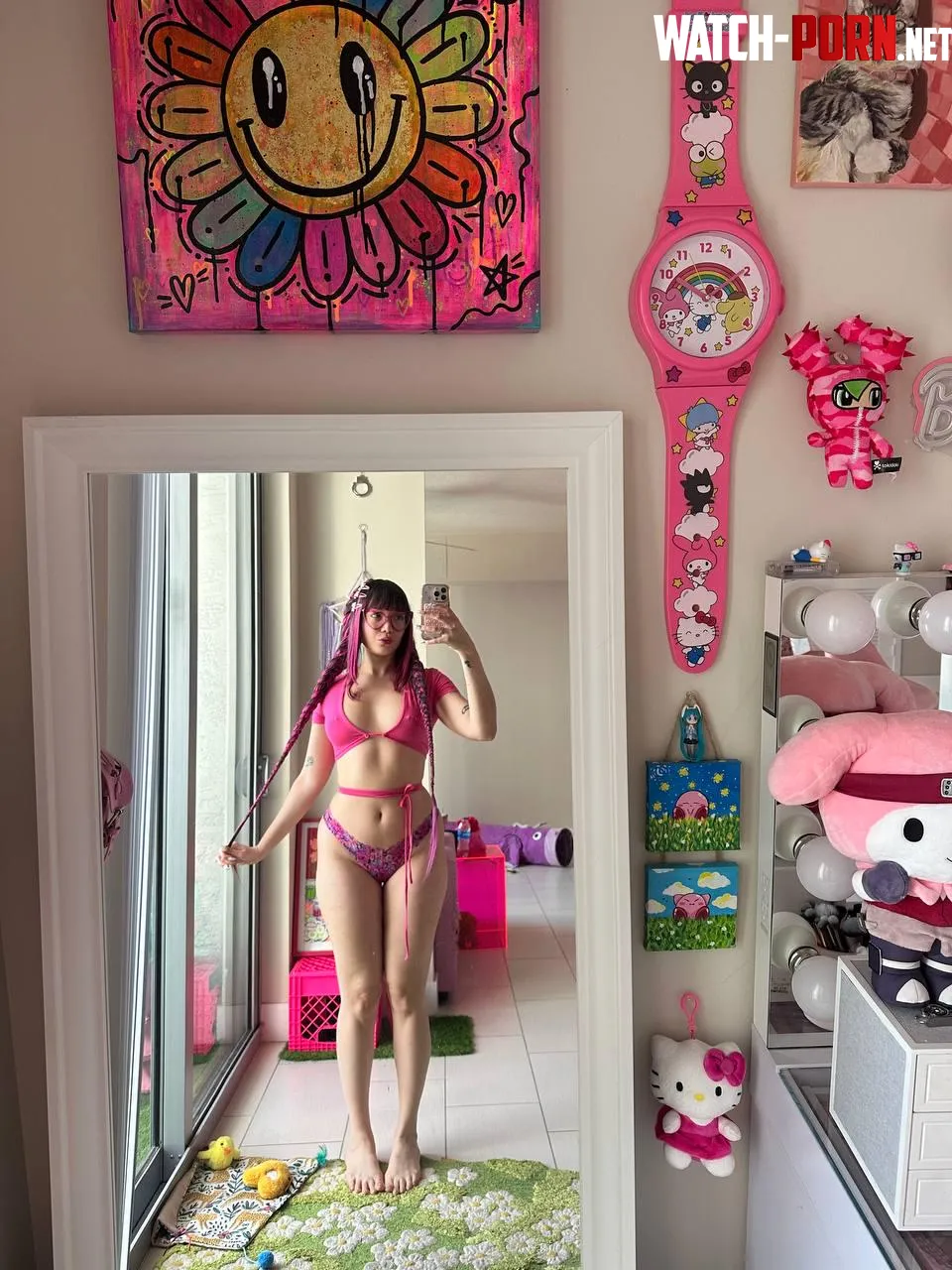 my legs are so pretty and spongy :3 by ginikawaii