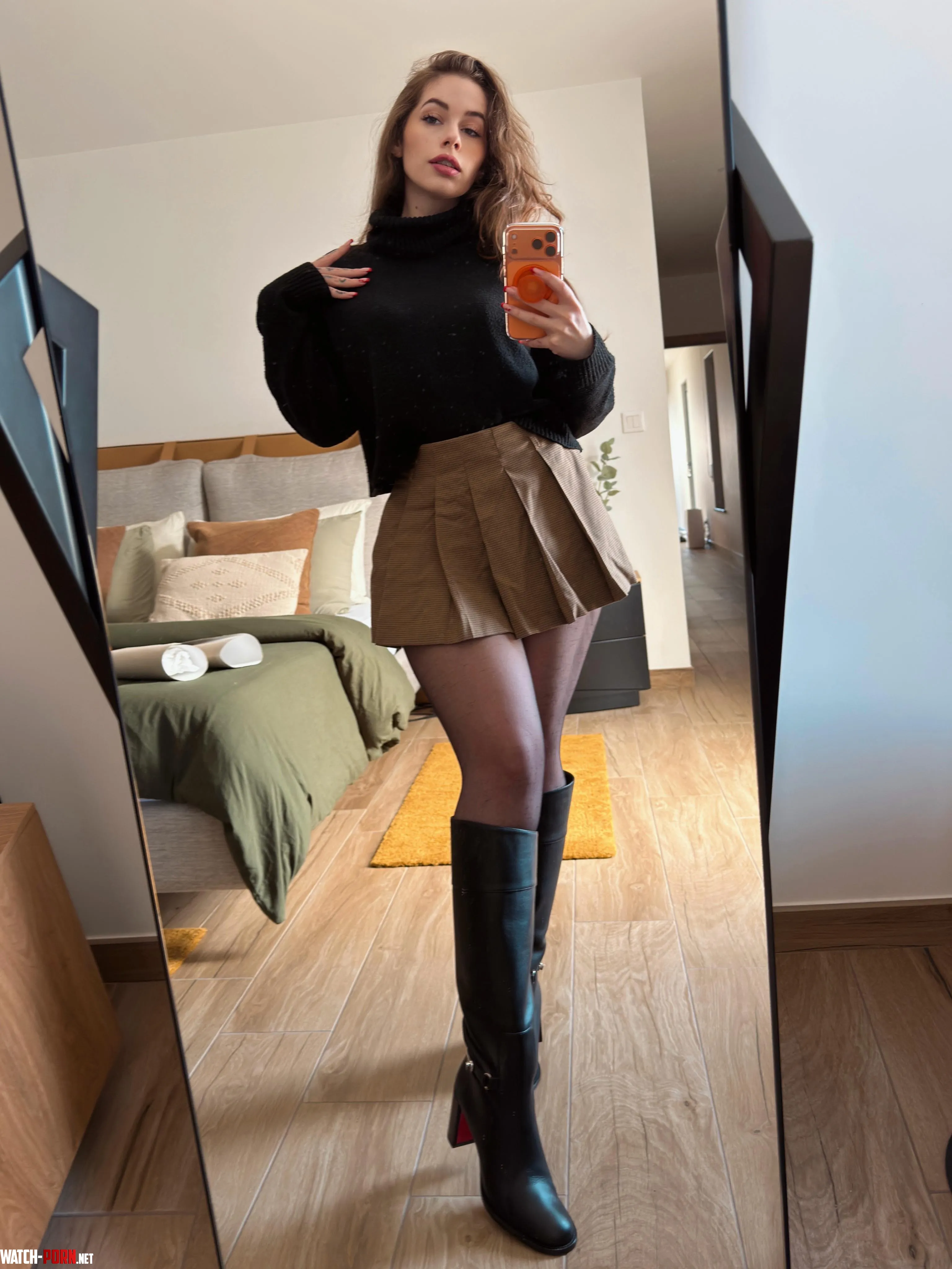 New leather boots, already obsessed by MommySkyOfficial