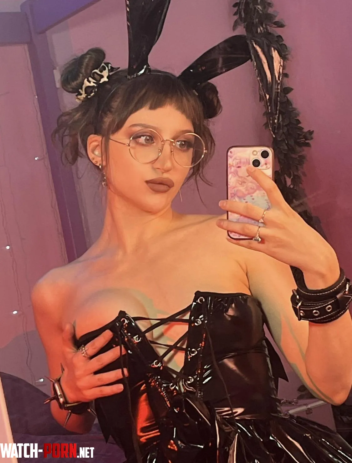 I feel hungry without your big and hard carrot by fairyeater