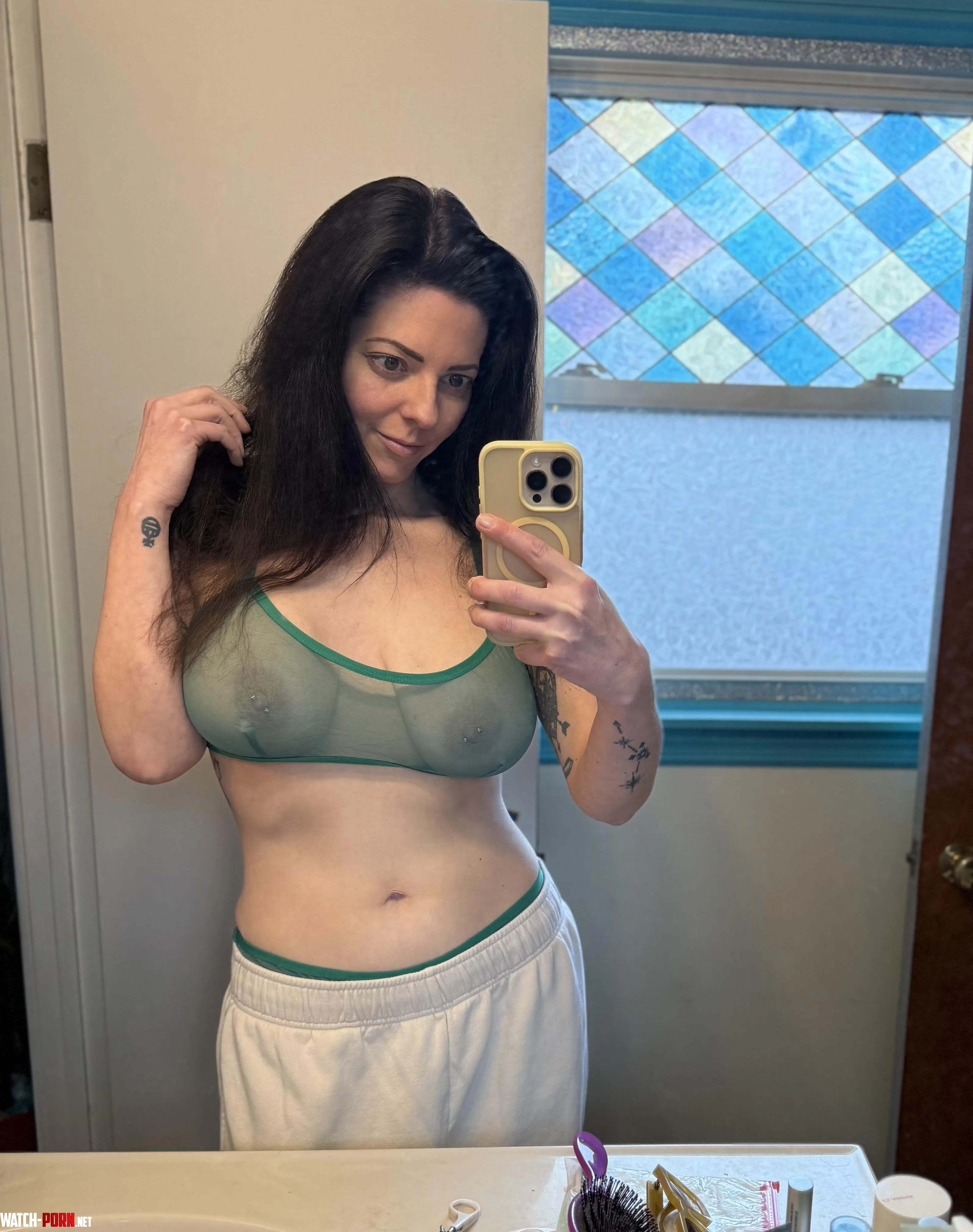 Feeling lucky in this color by Intelligent_Grrl