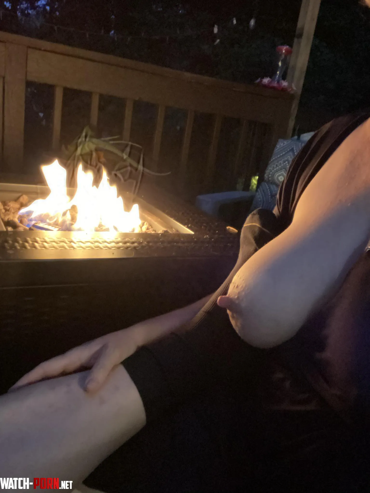 Hot steamy Southern exposure by Frisky_Vanilla