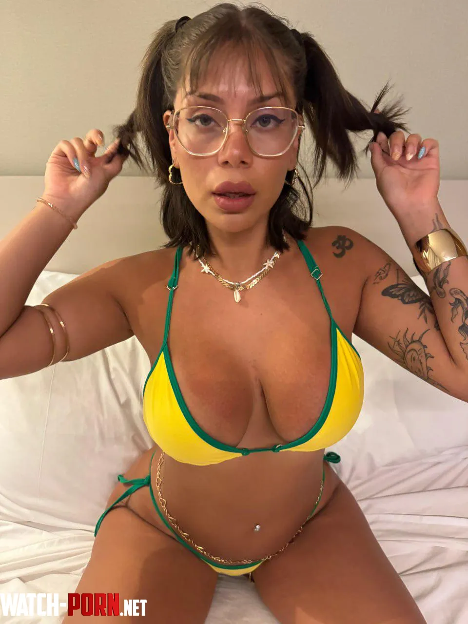 Am i sexy enough in this bikini? by Specific_Ad1811