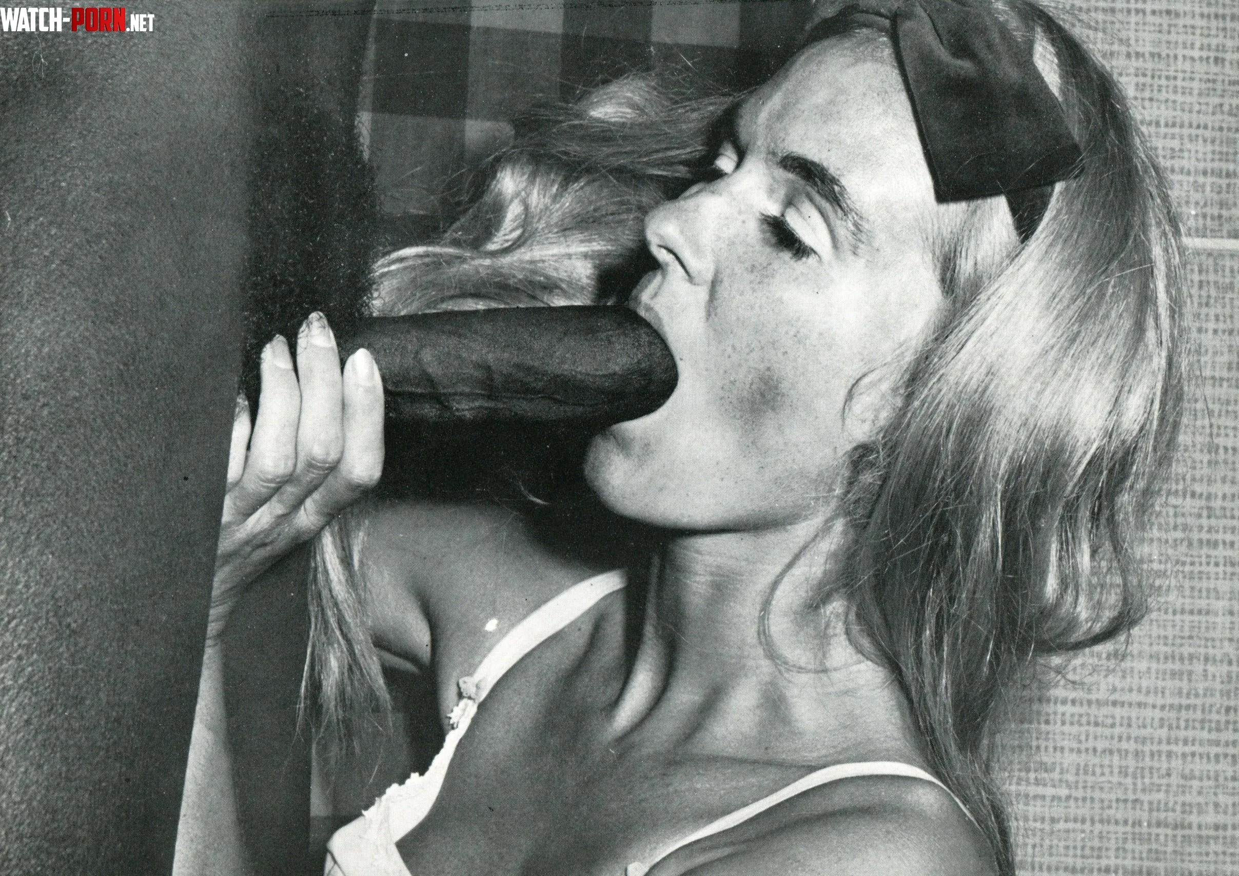 A Delicate Touch by cuckomatic