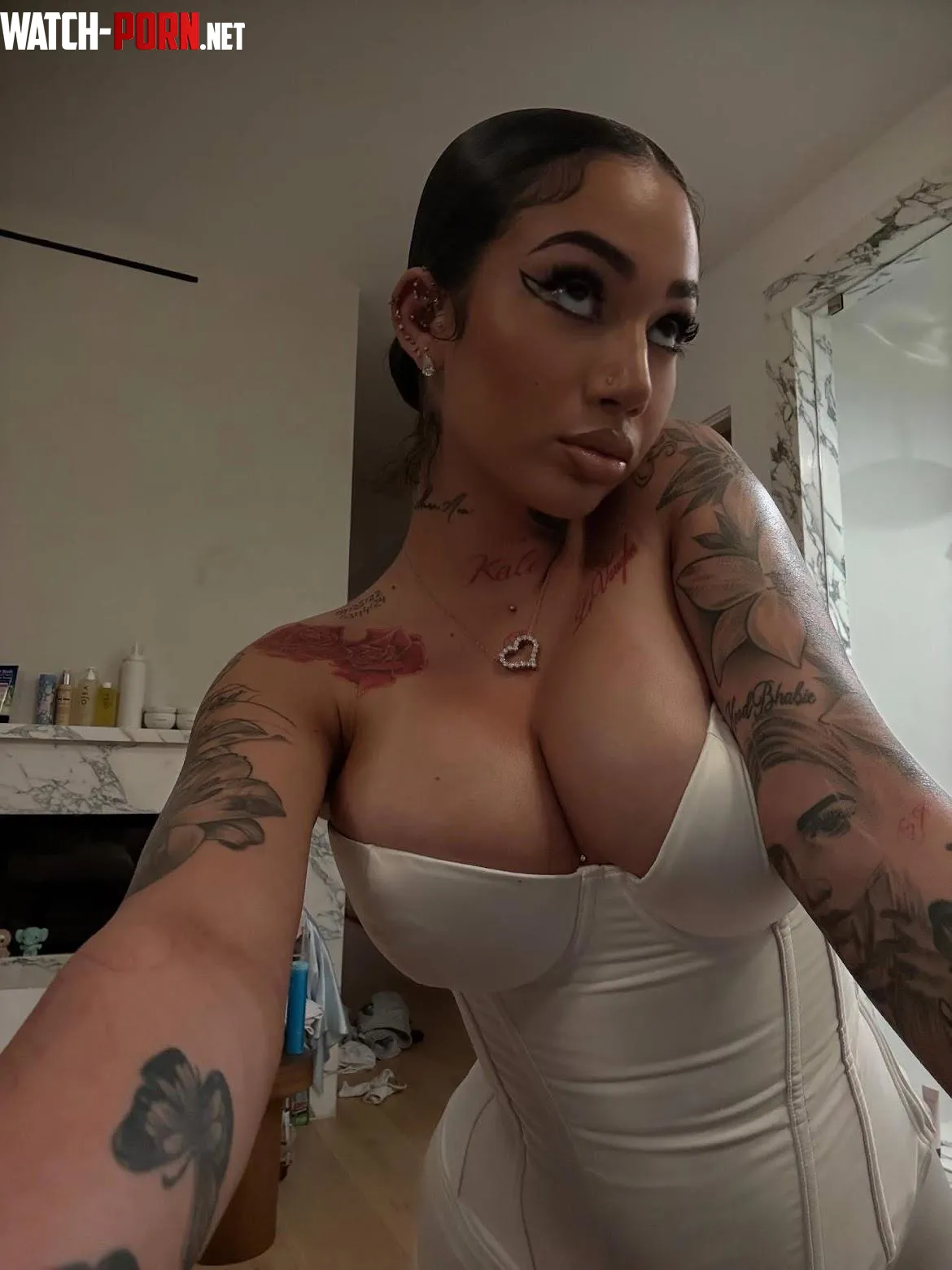 Bhad Bhabie 🤤 by Kindly_Insect_7492