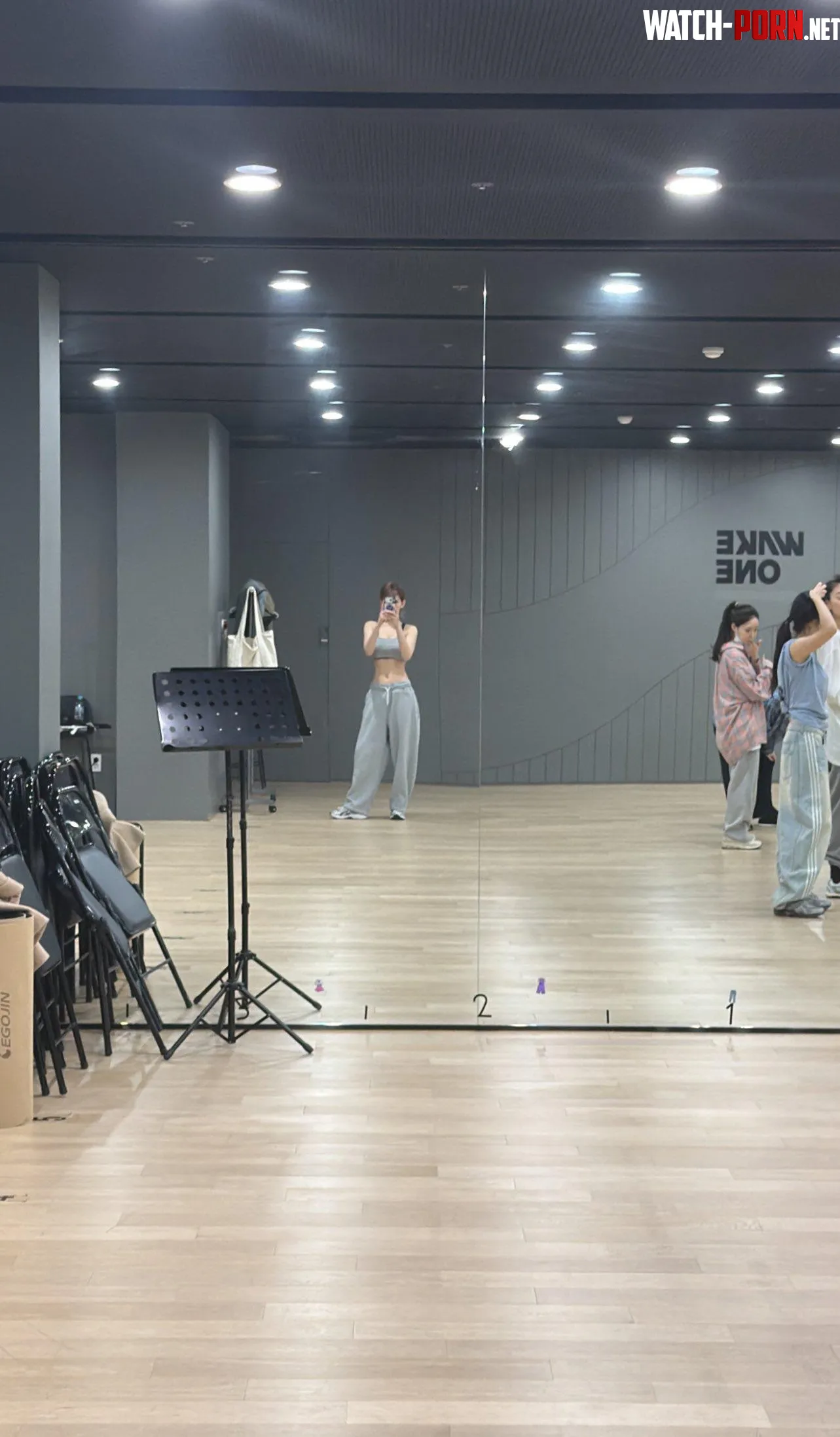 Jeon Somi by Lester2031