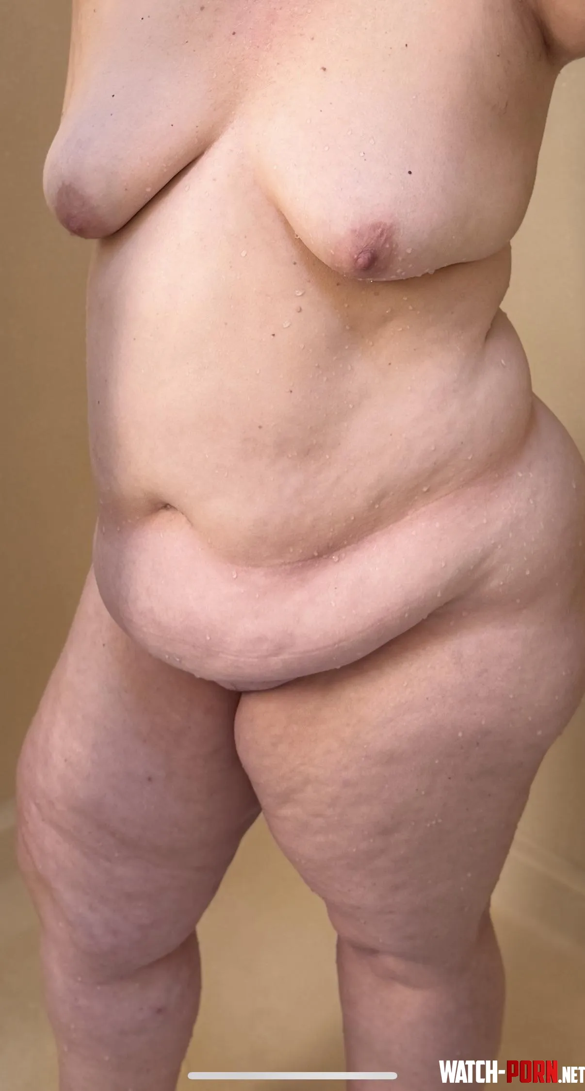 Fresh out of the shower by Chub-1