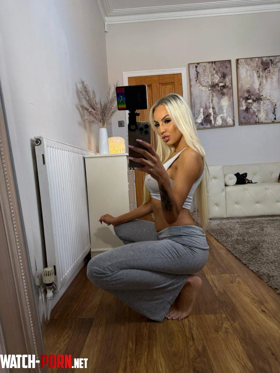 Do I look hot? by ImpressiveTeasr