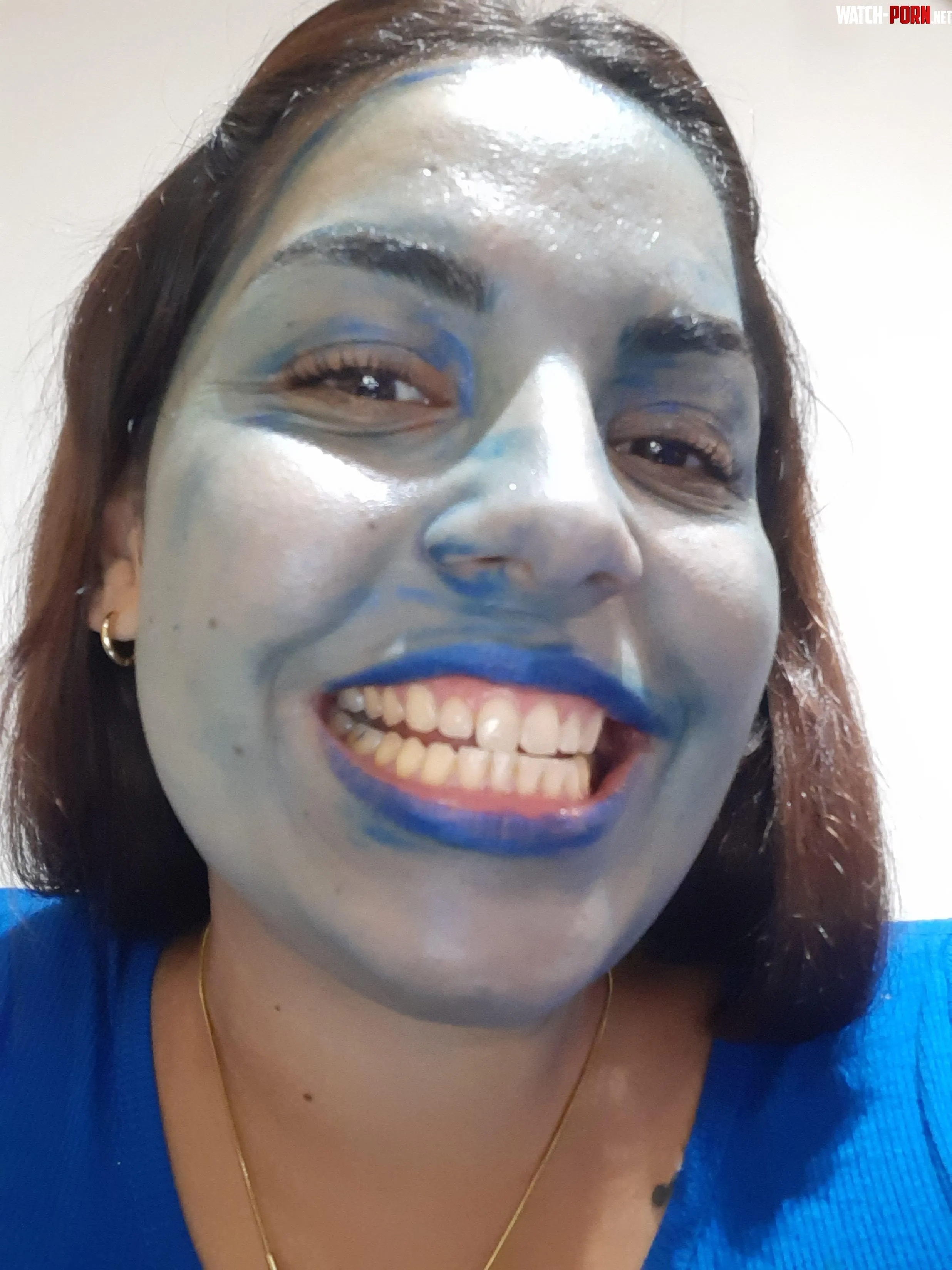 Straight teeth and my blue face by Micasol_queen