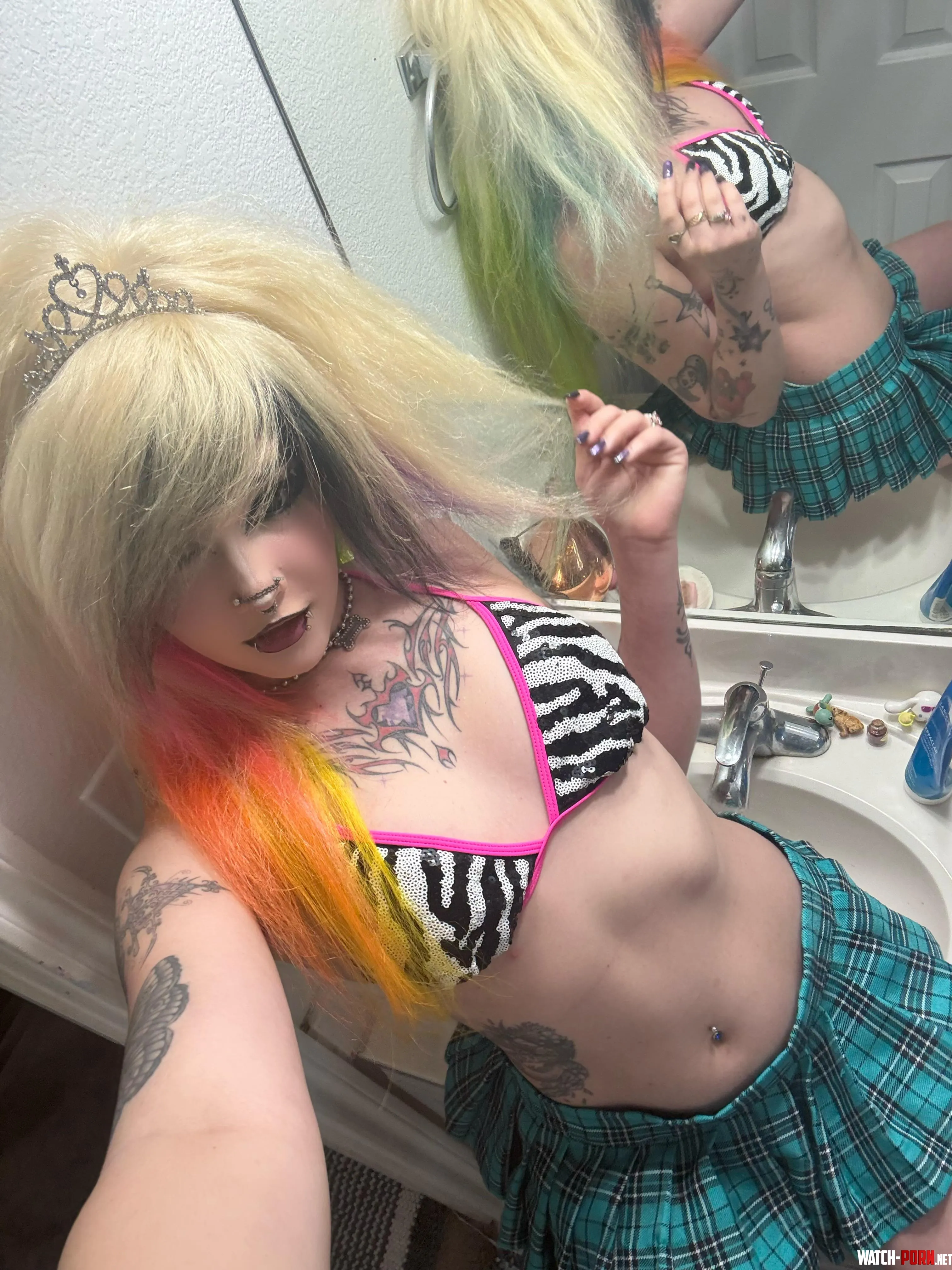I heard you like scene girls by _ScarletTwinkle