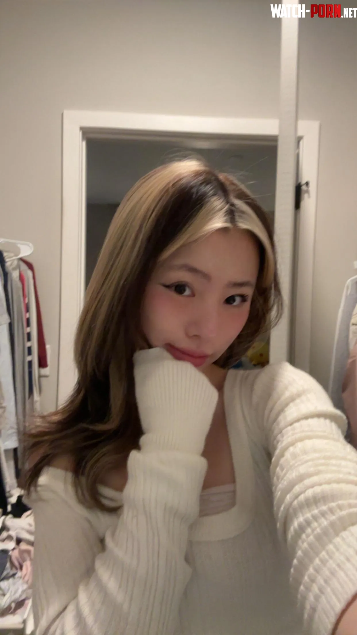 Loving what you see in the mirror is all you need right ? 🥰 by sophiekimm