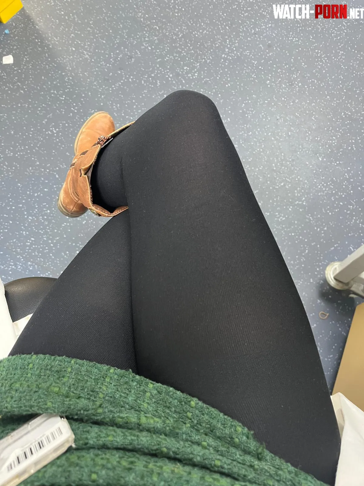 Who wants to come to work with me in my pantyhose. I always pair them with a little skirt too 😊 by pantyhose-addiction