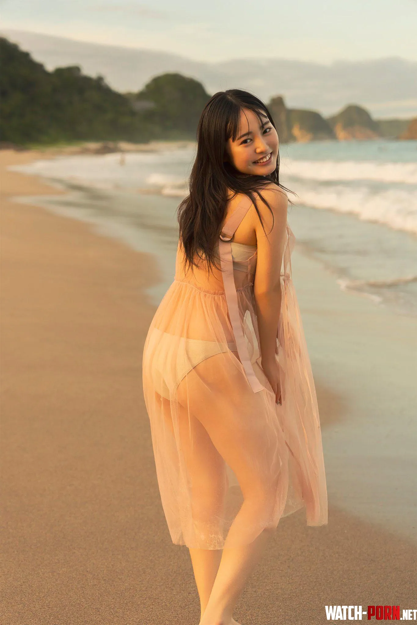 Miu Shirahama 白濱美兎 by yuuki-ichinose