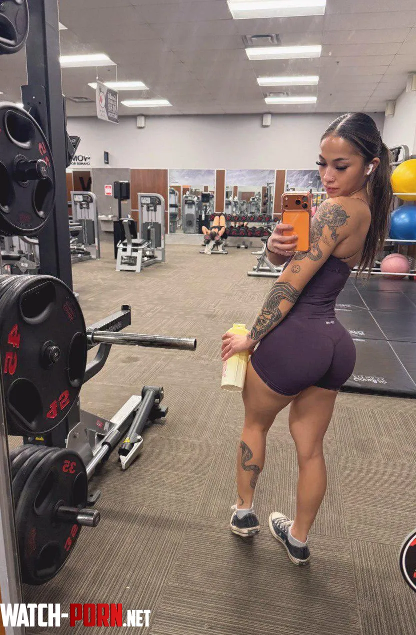 your fav gym girl by Legitimate_East_1525