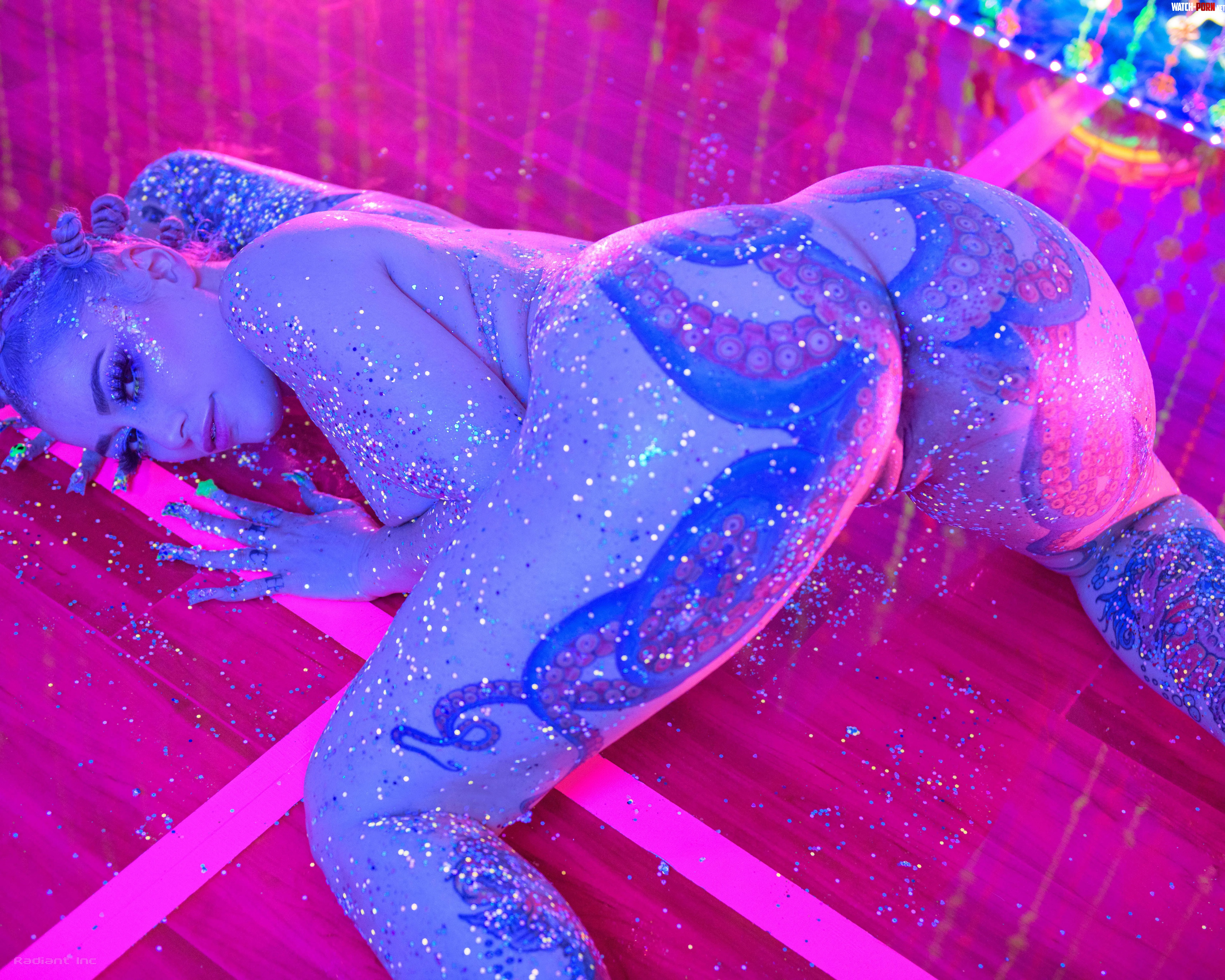 Ass up alternative innie by octobootyx