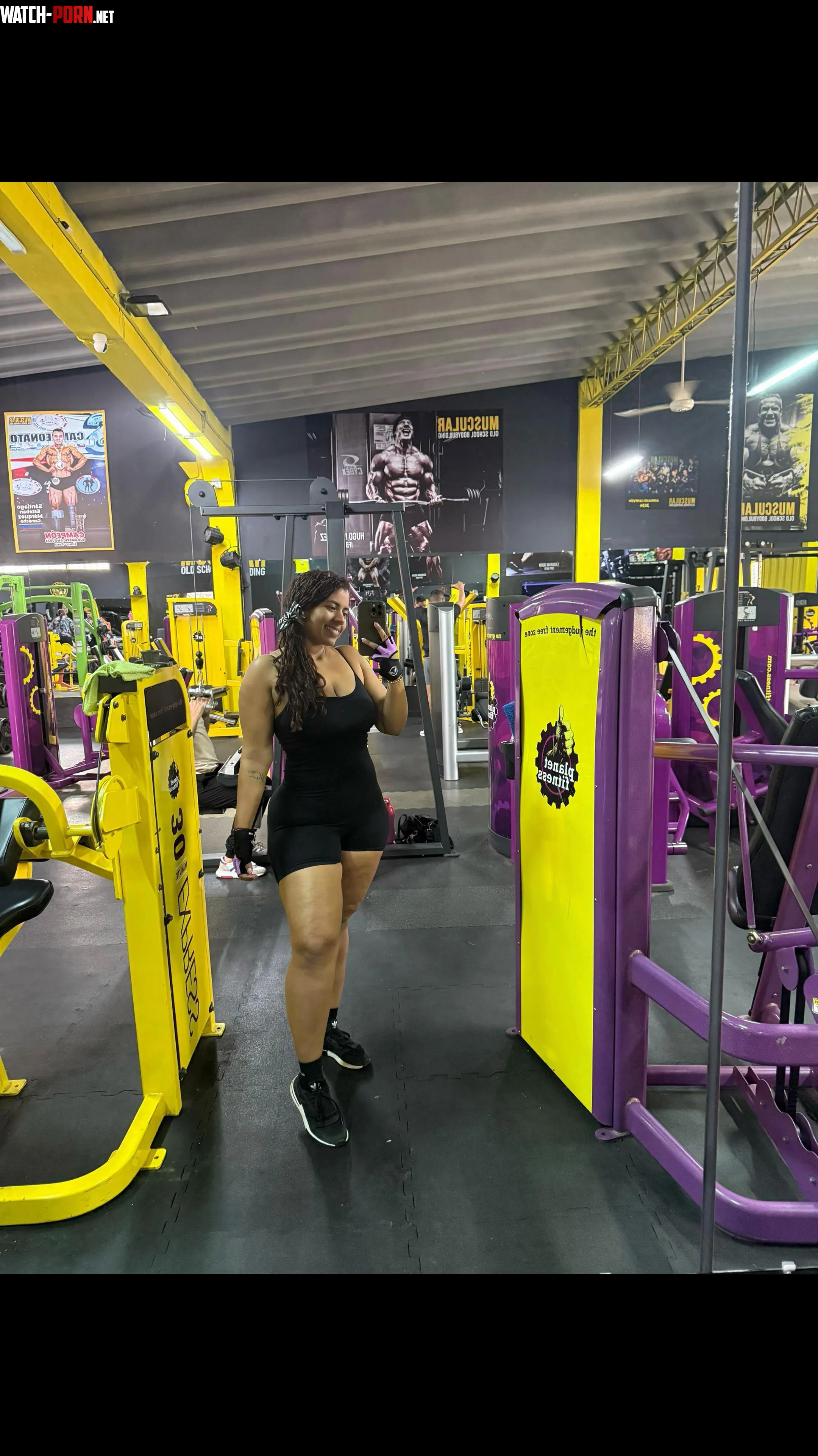 Going hard by Boomsar_