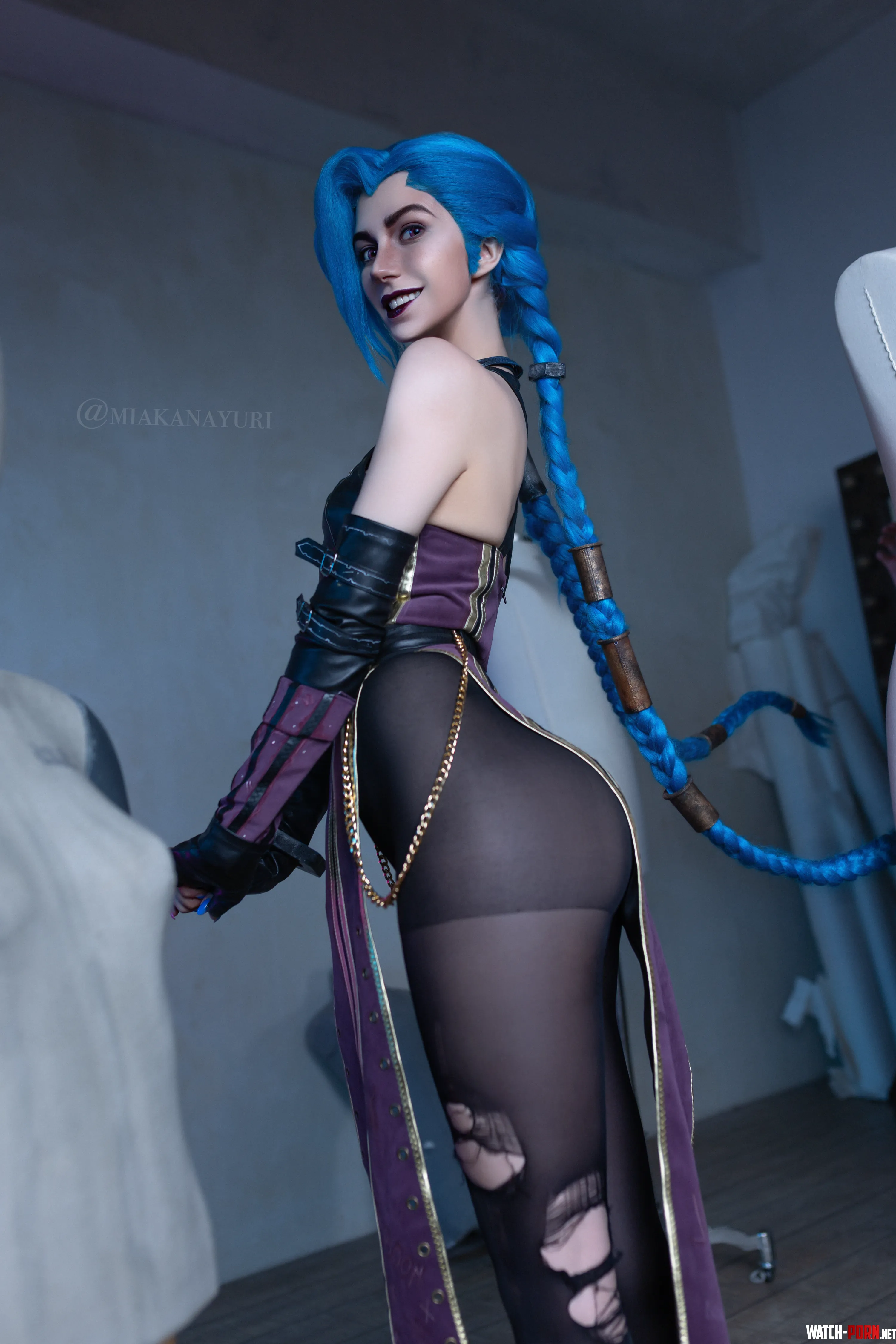 Jinx cosplay by (Miakanayuri) by Miakanayuri