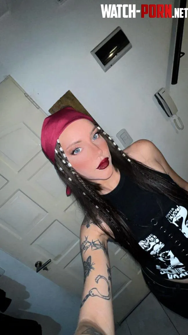 Graceful, but I can still steal your attention by CherryWobble