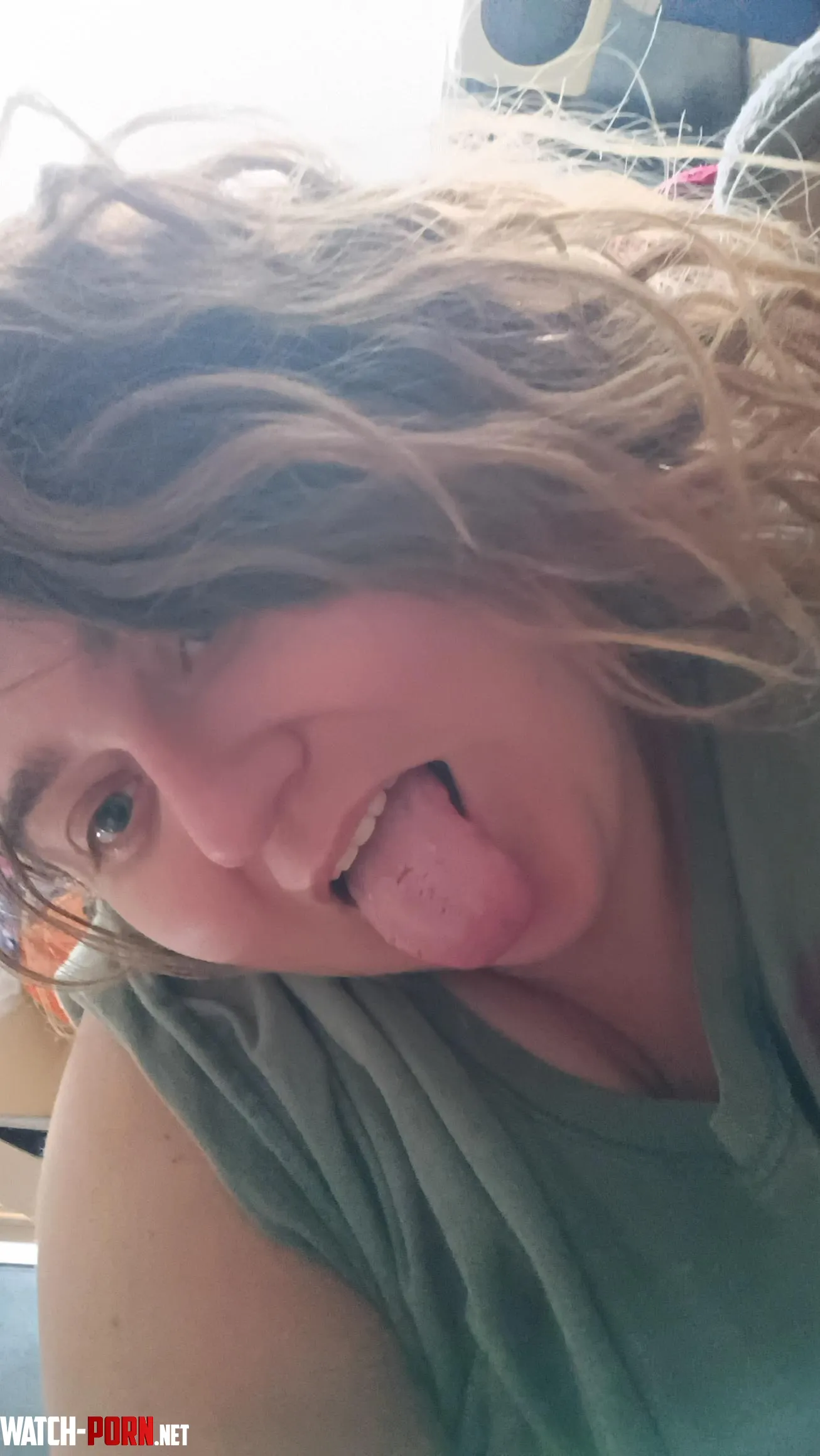 I hate that I'm so needy by hritypi