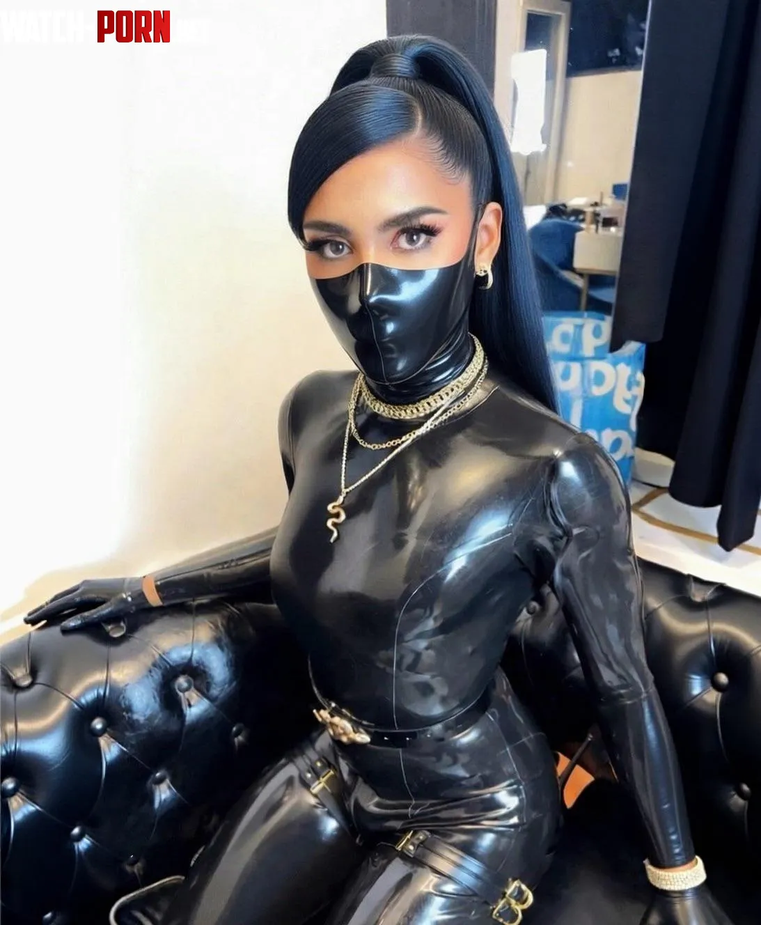 Do you like latex girls? 🖤 by Mushyxoxo