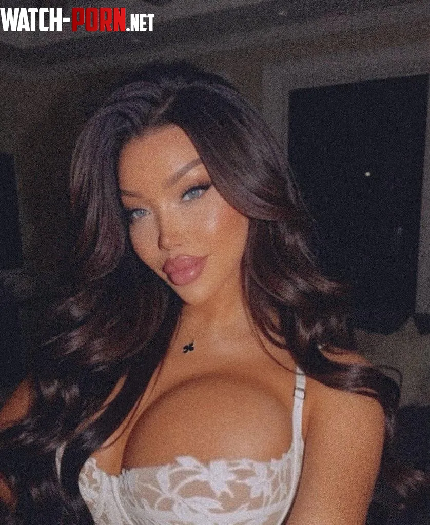 Guess who’s back by Chloeroseuk9