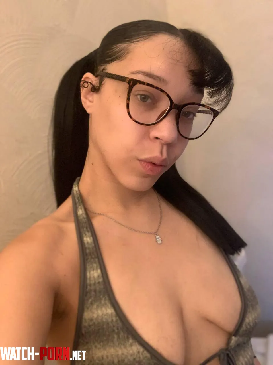 fuckworthy? by delphiraexo