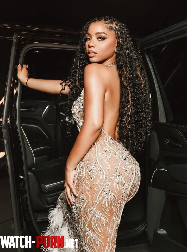 Chloë Bailey by mcrookedy