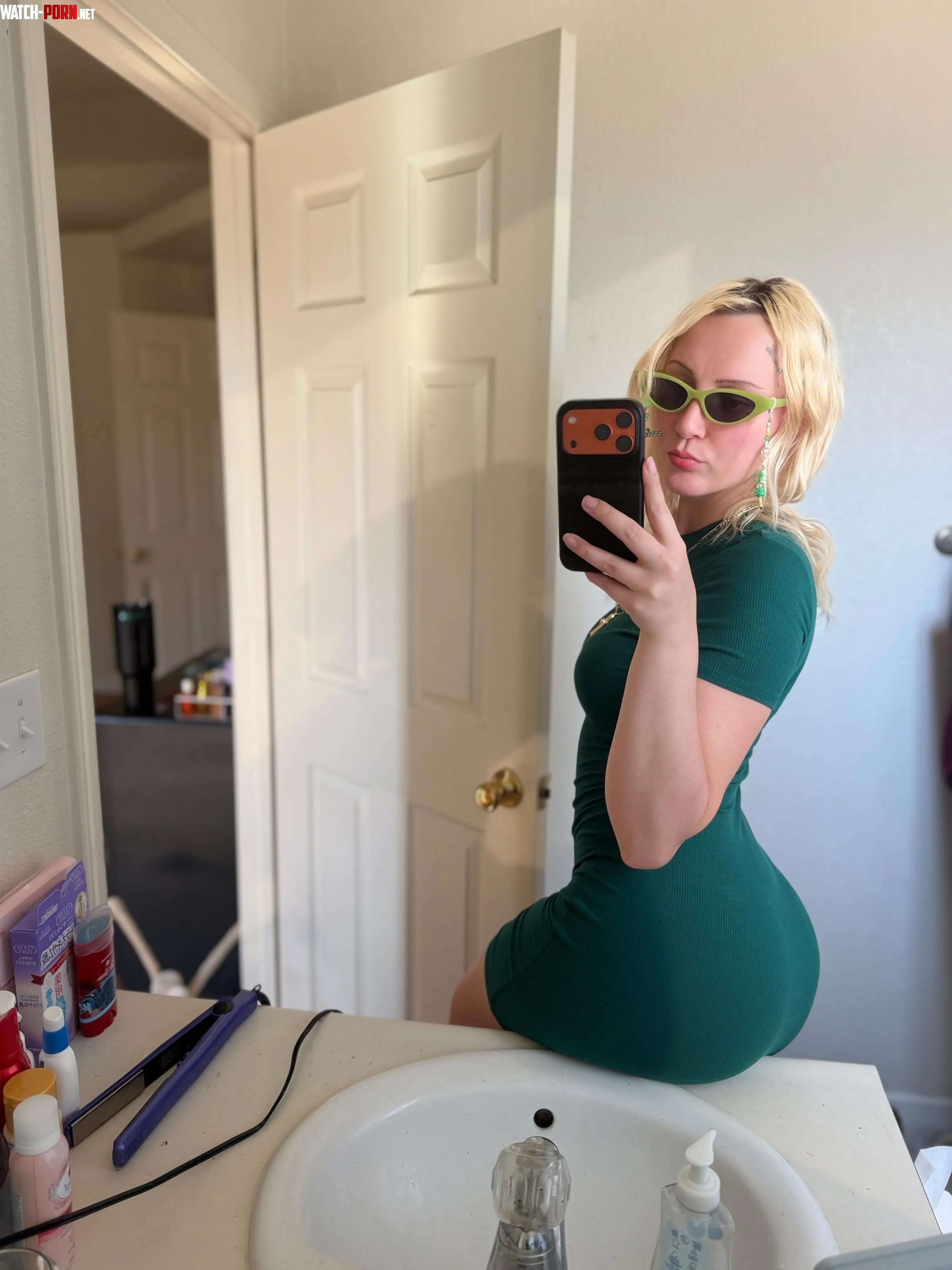 Your favorite Irish Pawg ☘️ by Common_Let1174