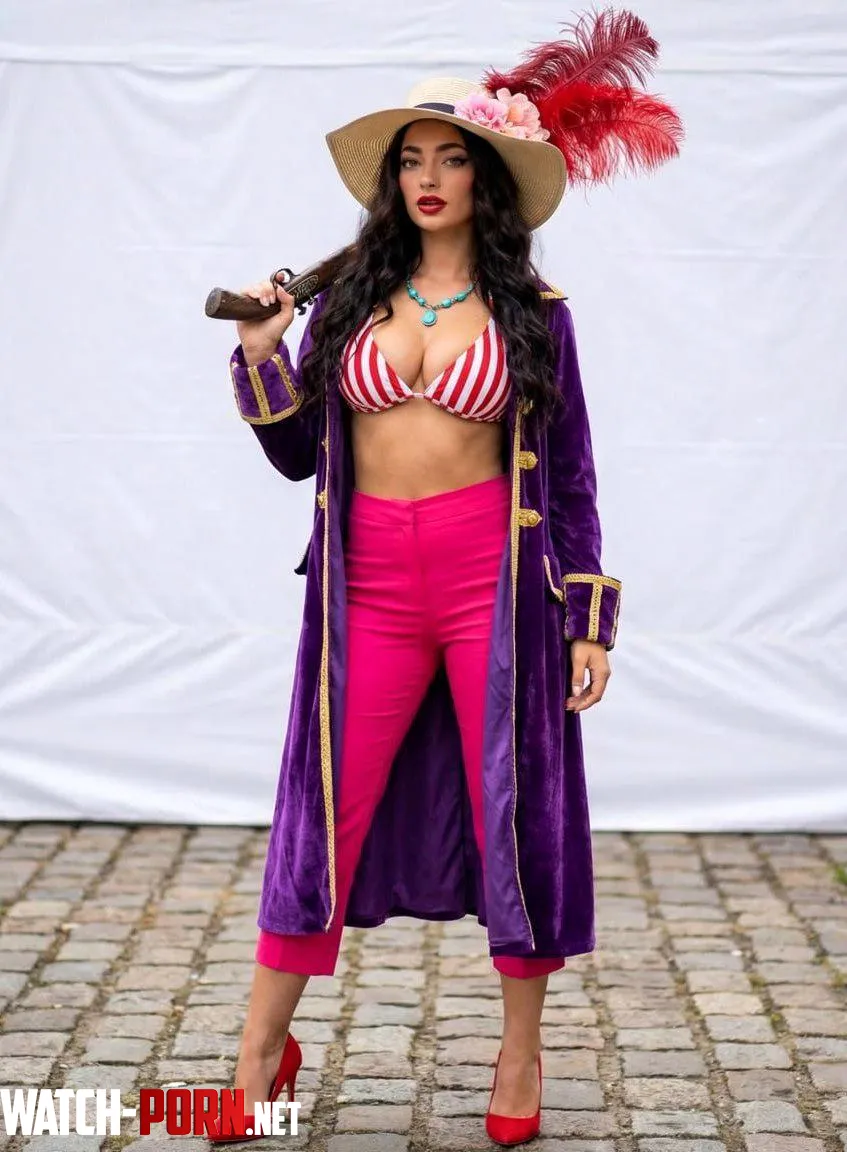 alvida cosplay by me (lily) by GoldenBlisss