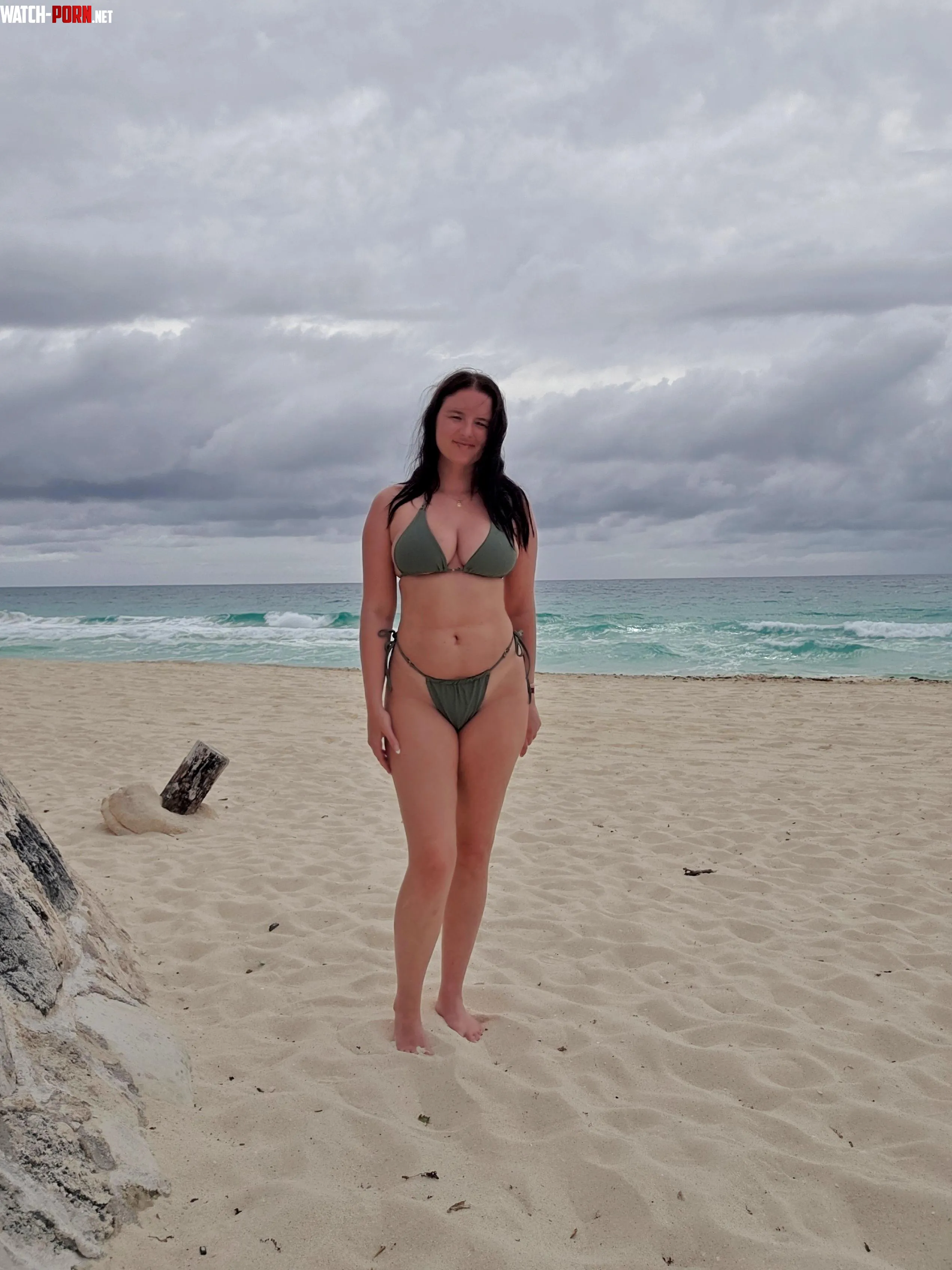 When your trying to be sexy on the beach but you have green eyes by juicyjaneeeeeee