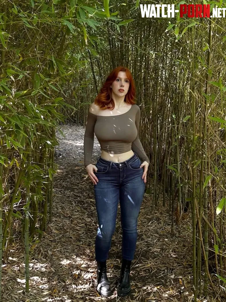 hot redhead by figurephilosopher