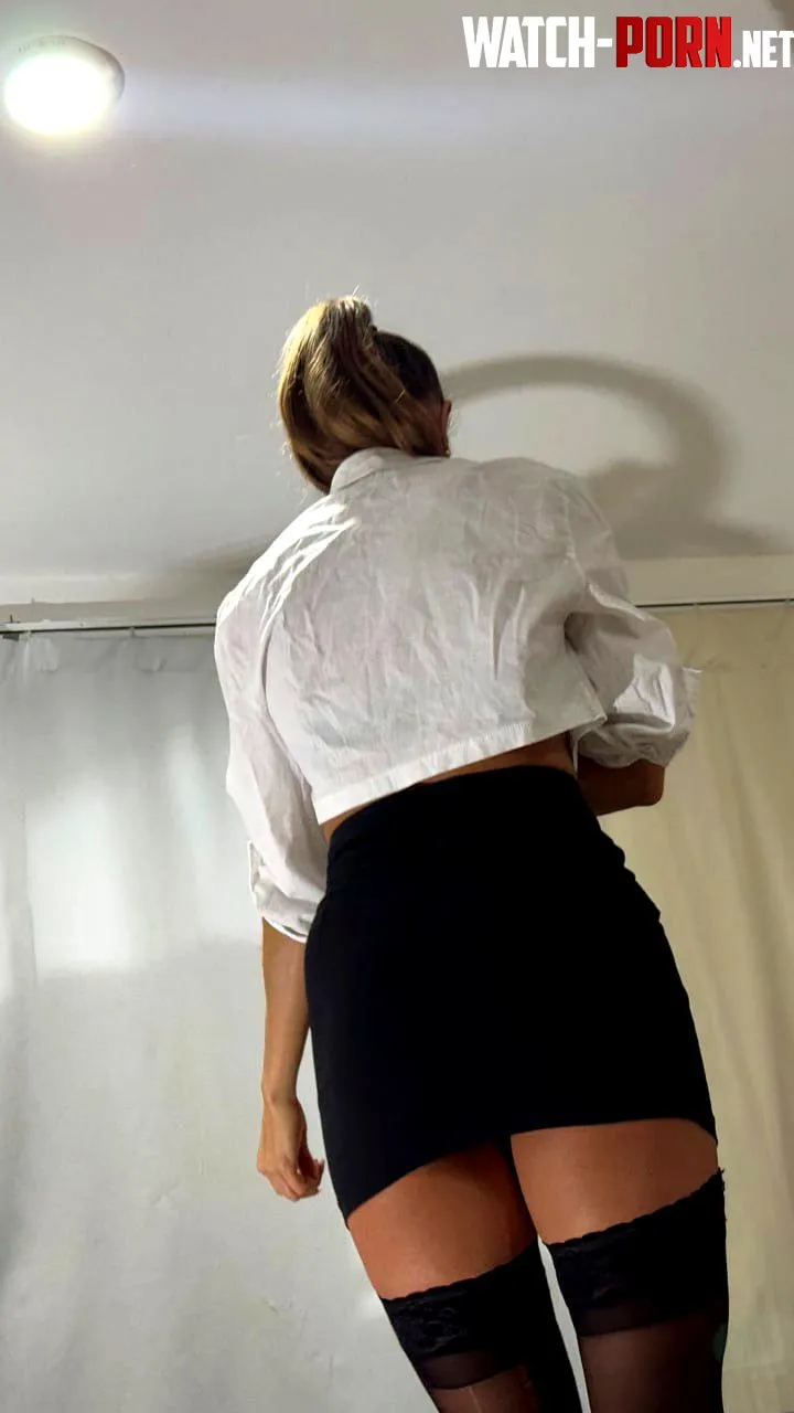 Looks too short to me by jessicamilleer