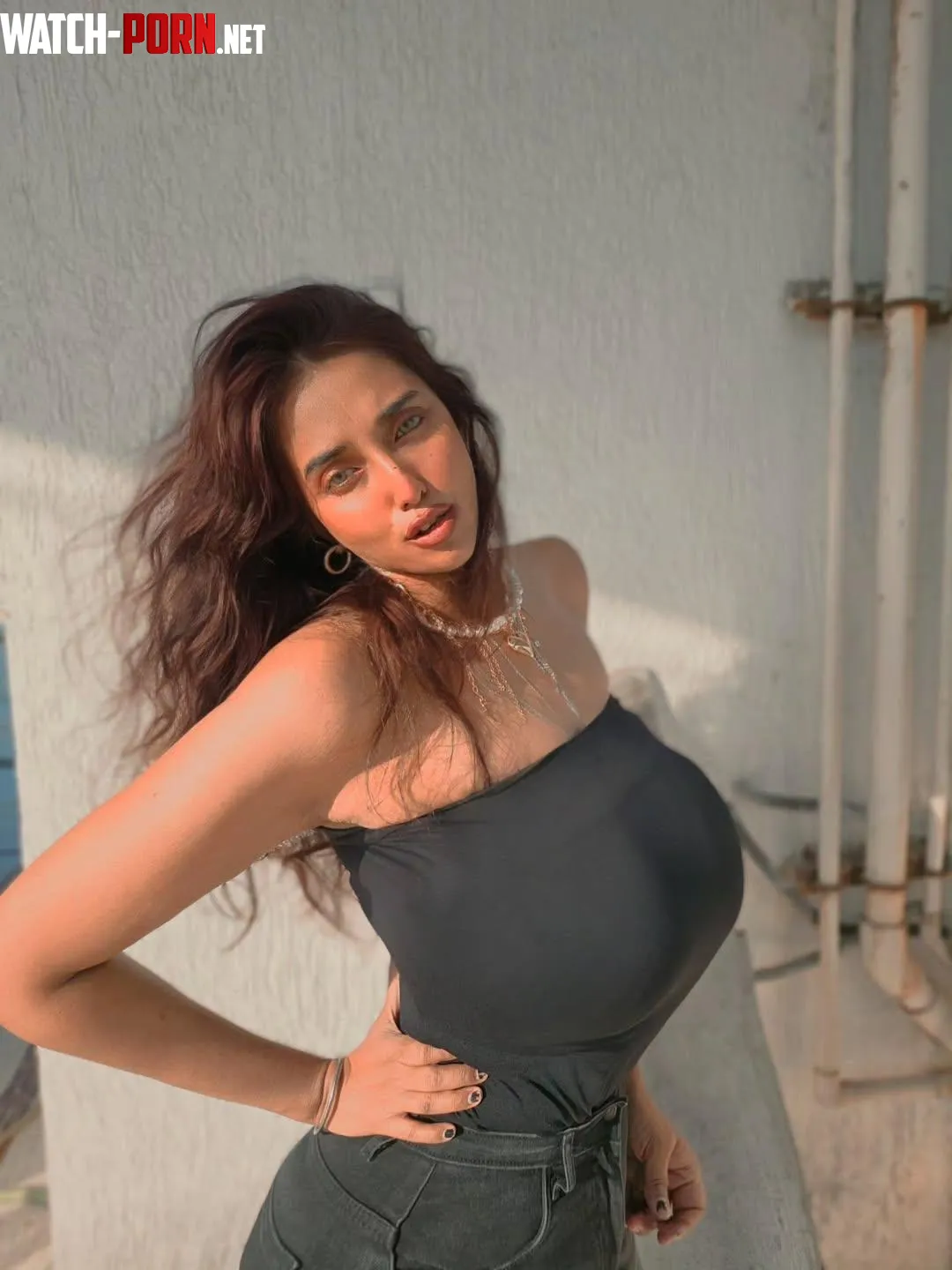 absolutely massive by figurephilosopher