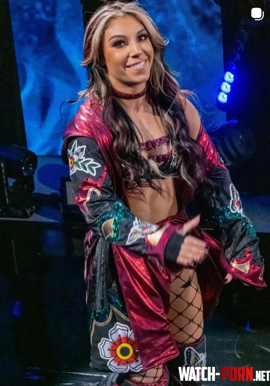 Thea Hail by Loco182