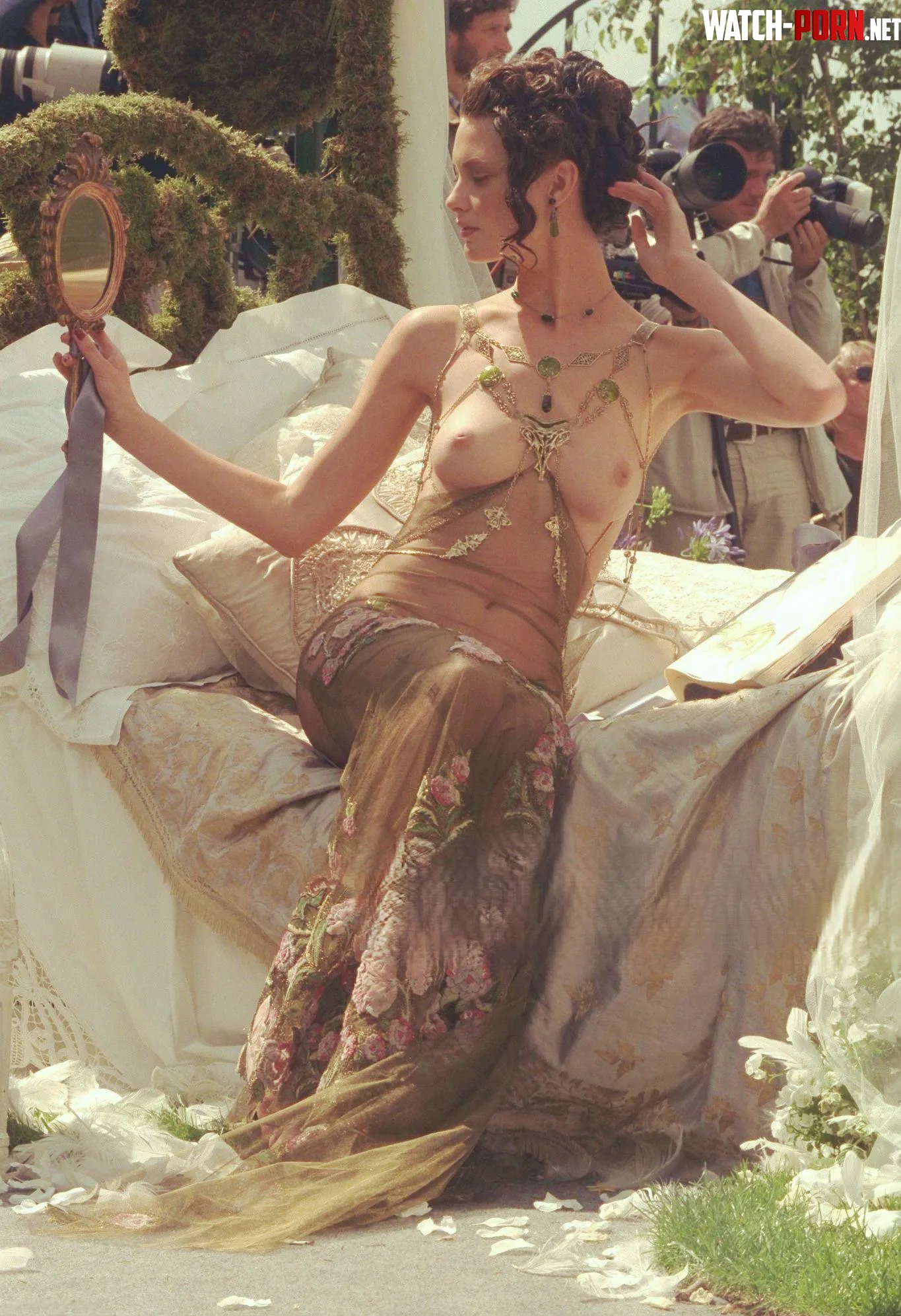 Shalom Harlow | Christian Dior haute couture by John Galliano Fall-Winter 1997 | Parque Du Bagatelle, Paris, 8-July-1997 | ph. Yves Forestier by poisson-iv